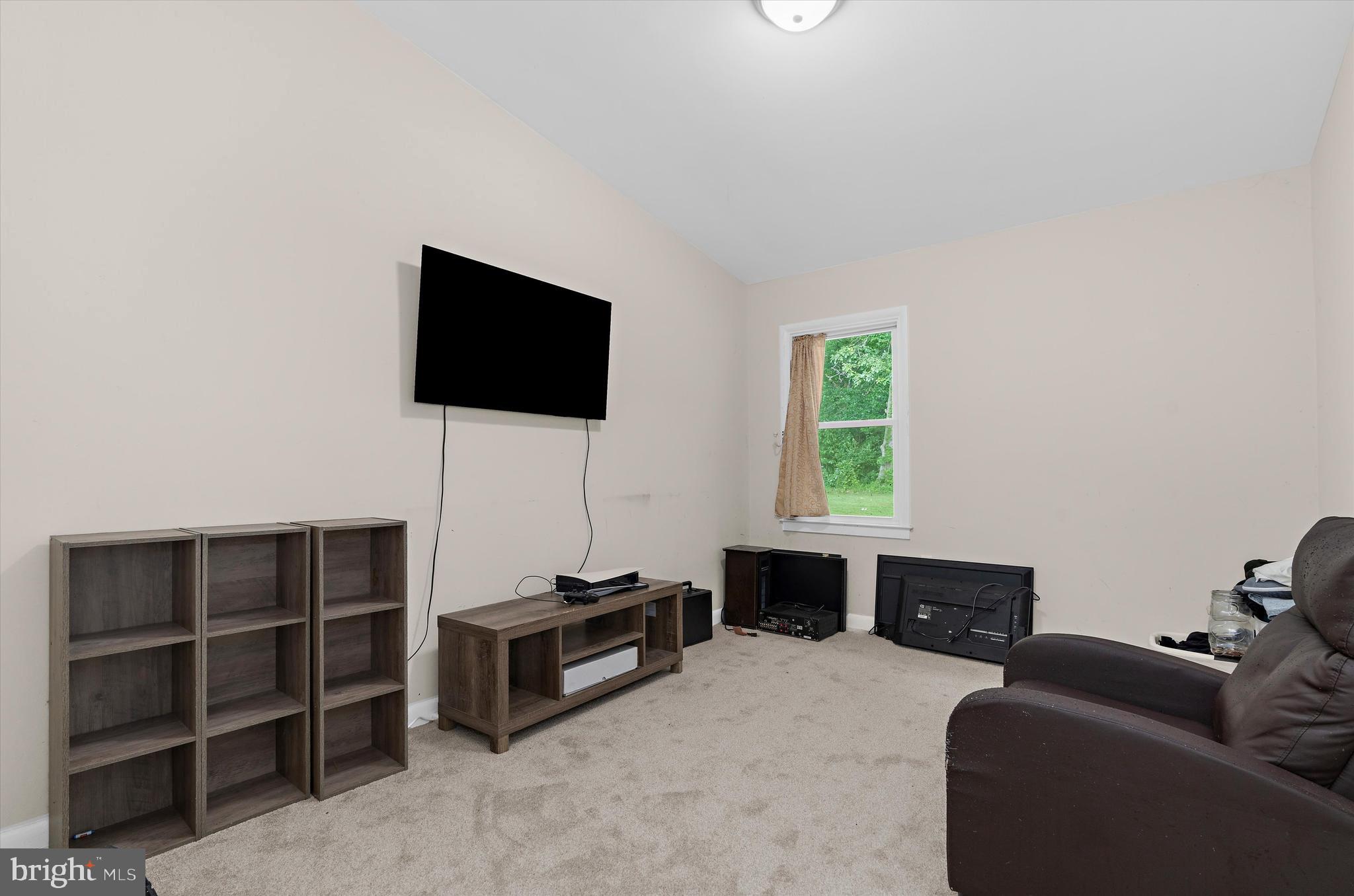TOLCHESTER - Residential