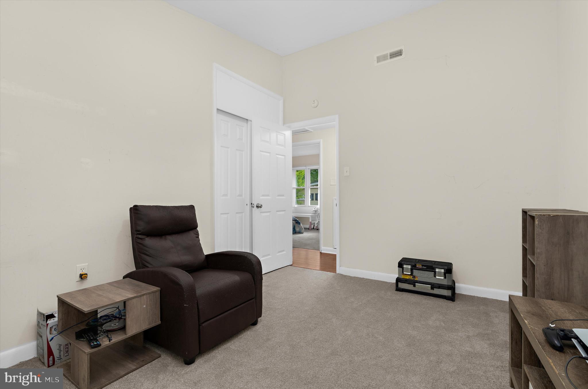 TOLCHESTER - Residential