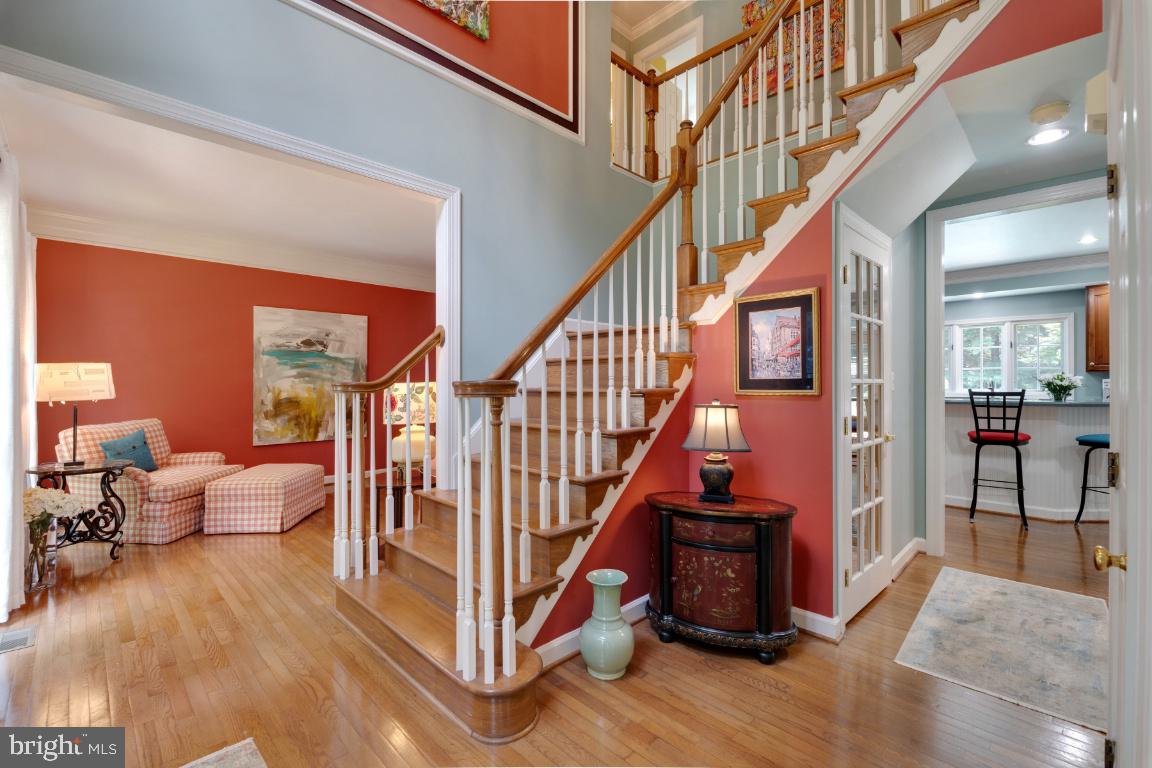 THE COURTYARDS OF GOVERNOR RUNS - Residential