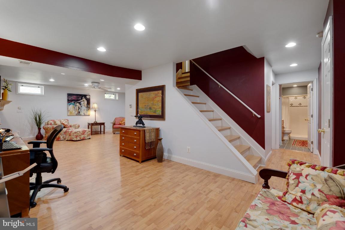 THE COURTYARDS OF GOVERNOR RUNS - Residential