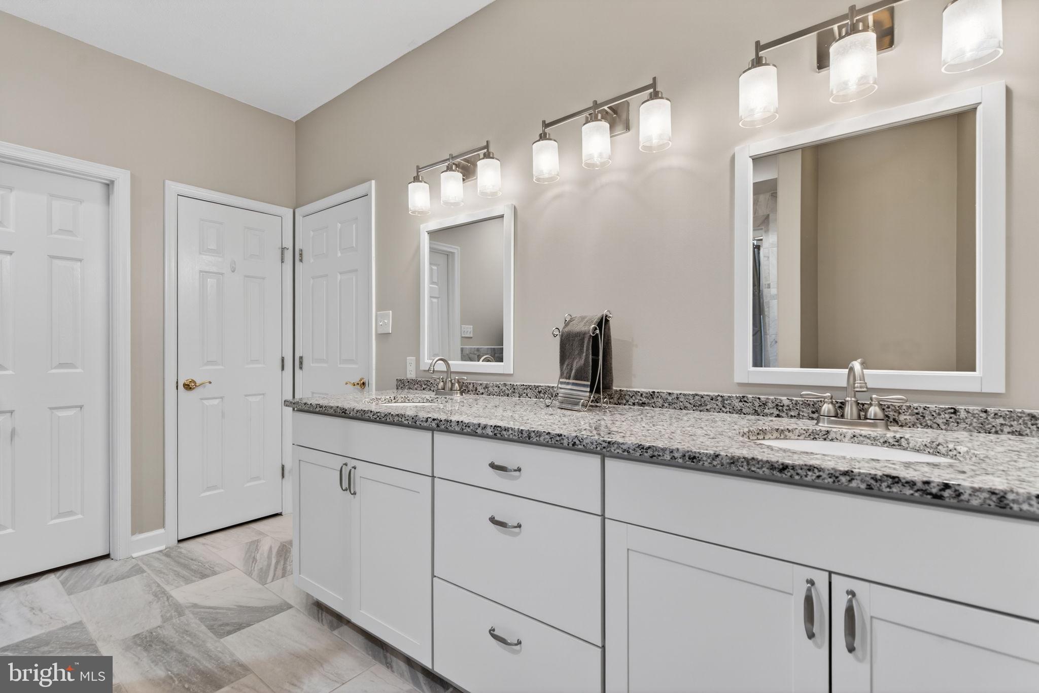 CEDARBROOKE - Residential