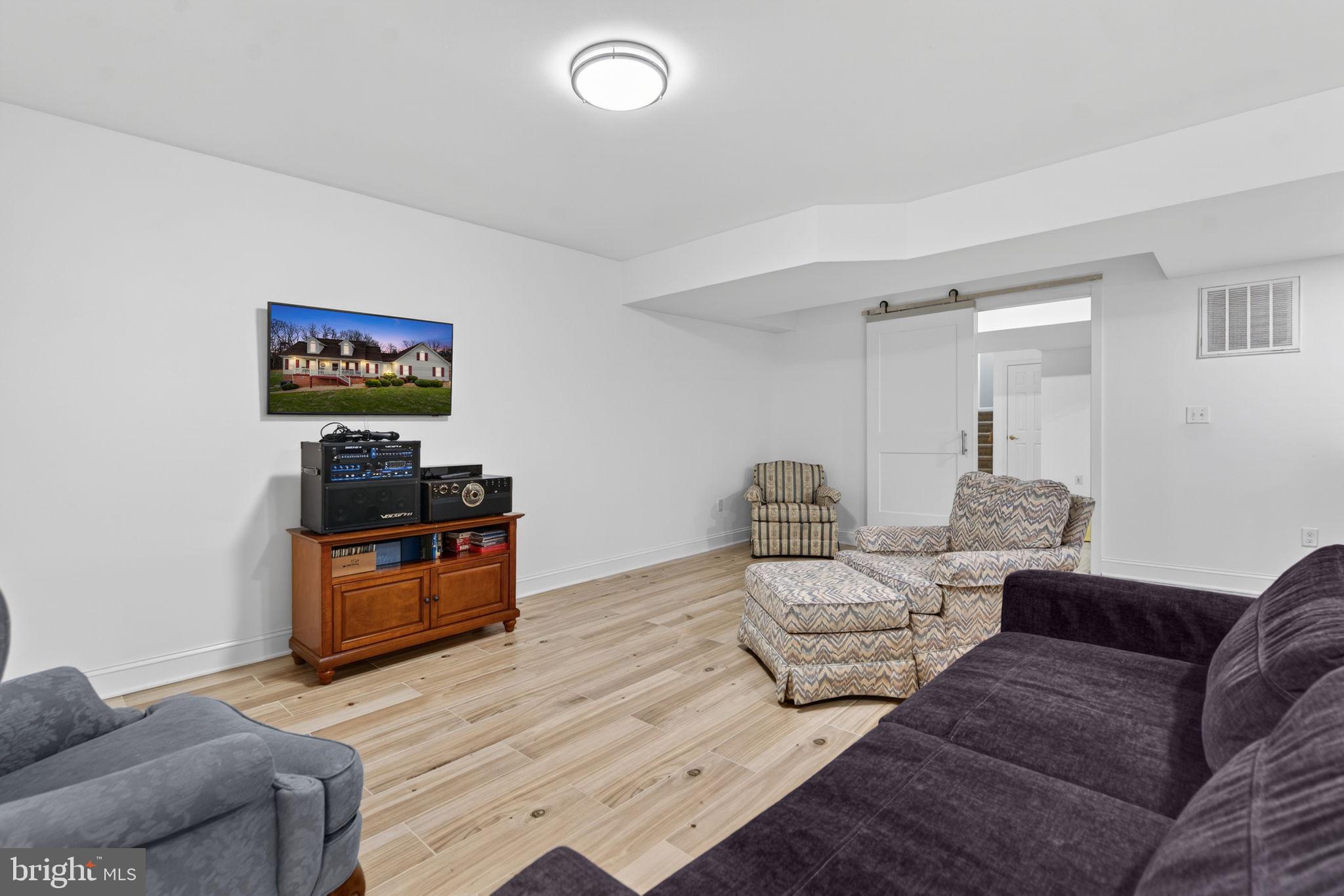 CEDARBROOKE - Residential