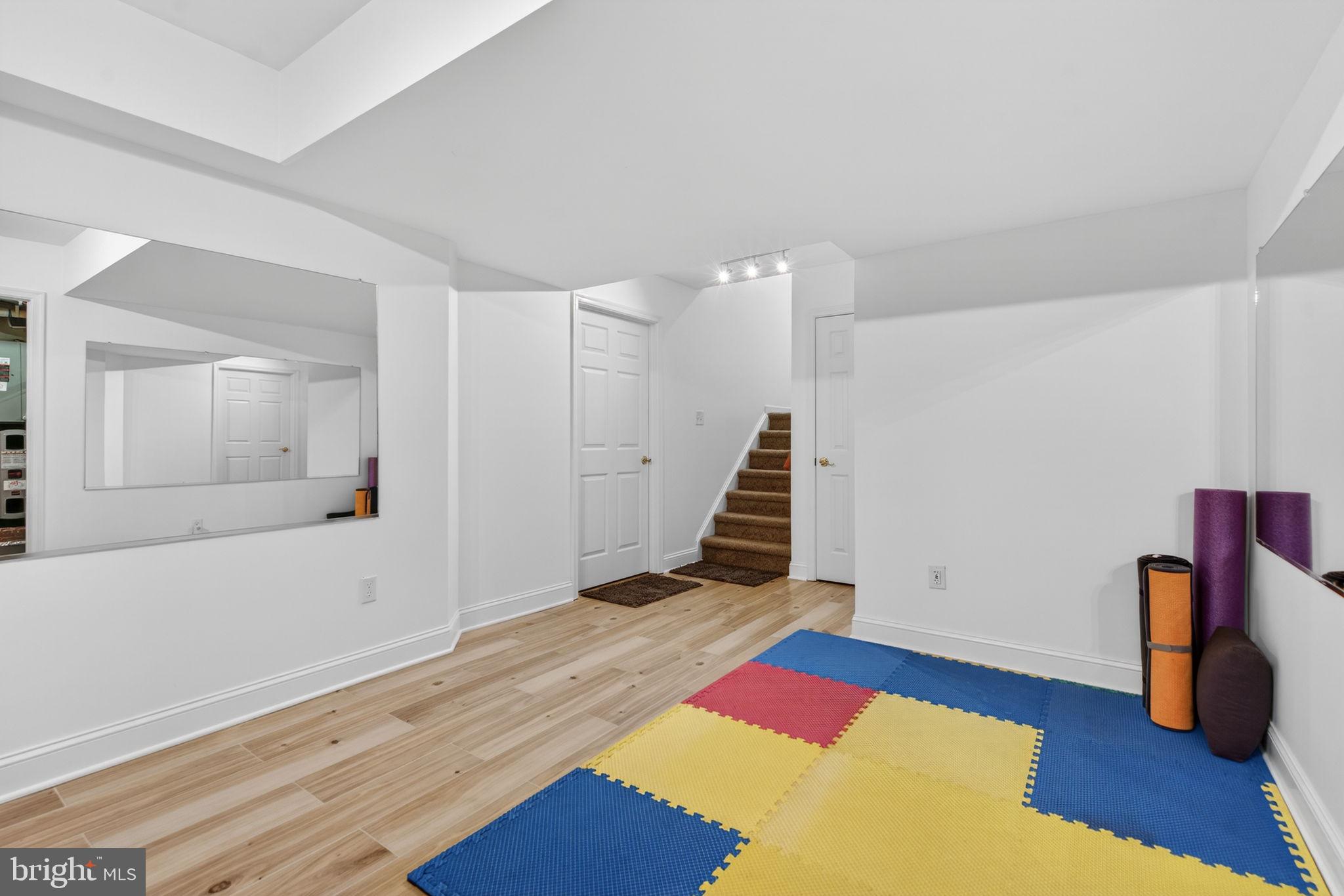 CEDARBROOKE - Residential