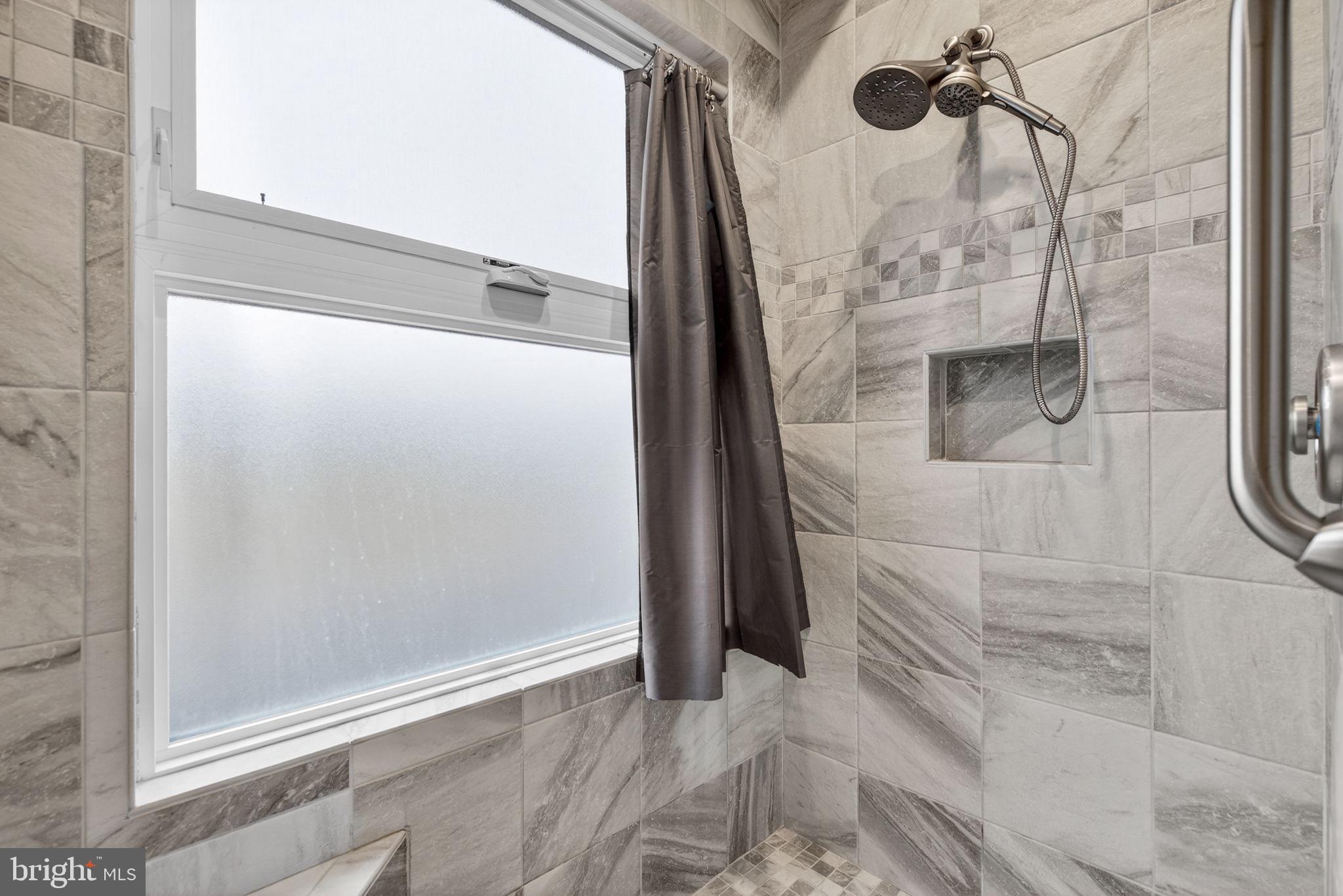 CEDARBROOKE - Residential