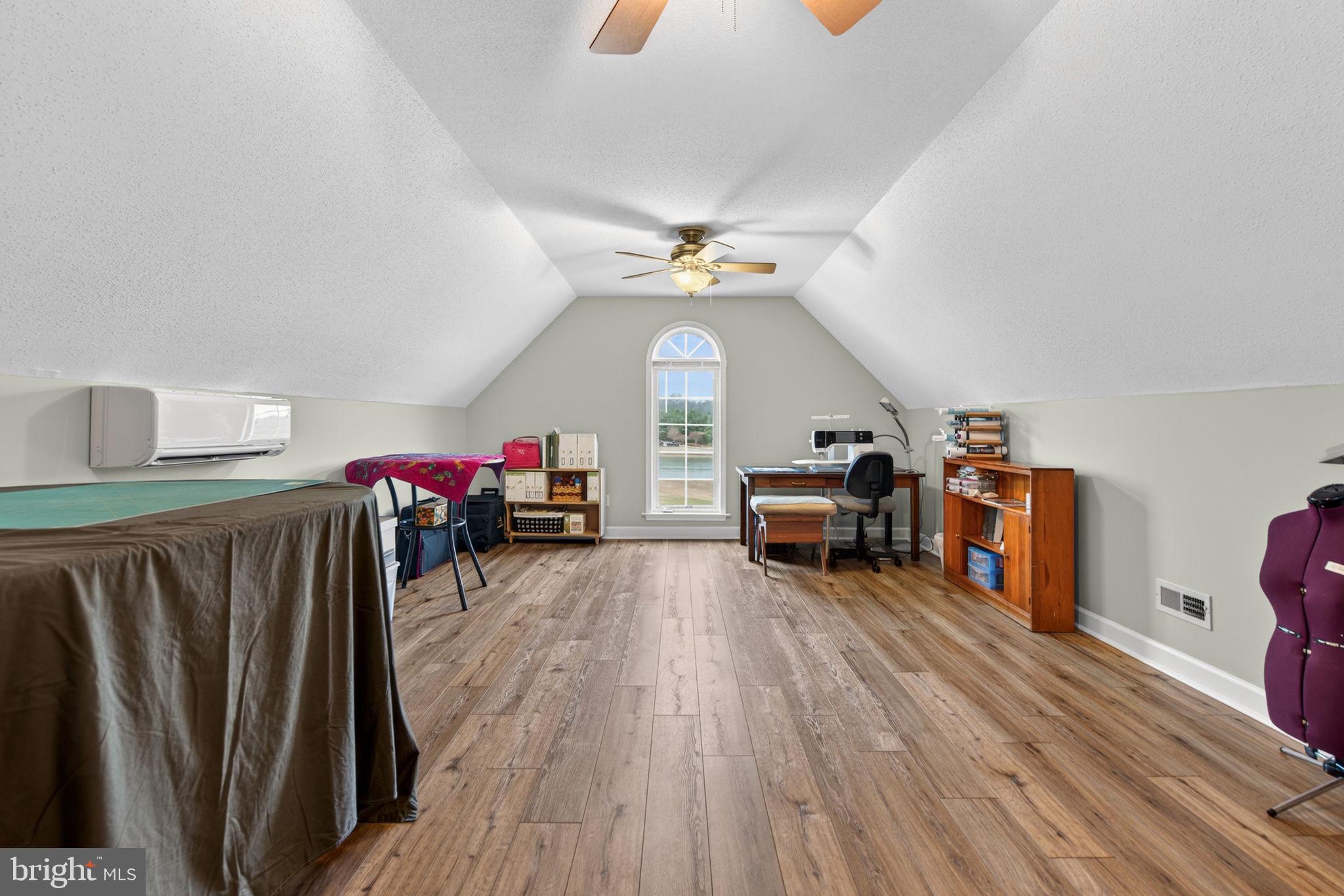 CEDARBROOKE - Residential