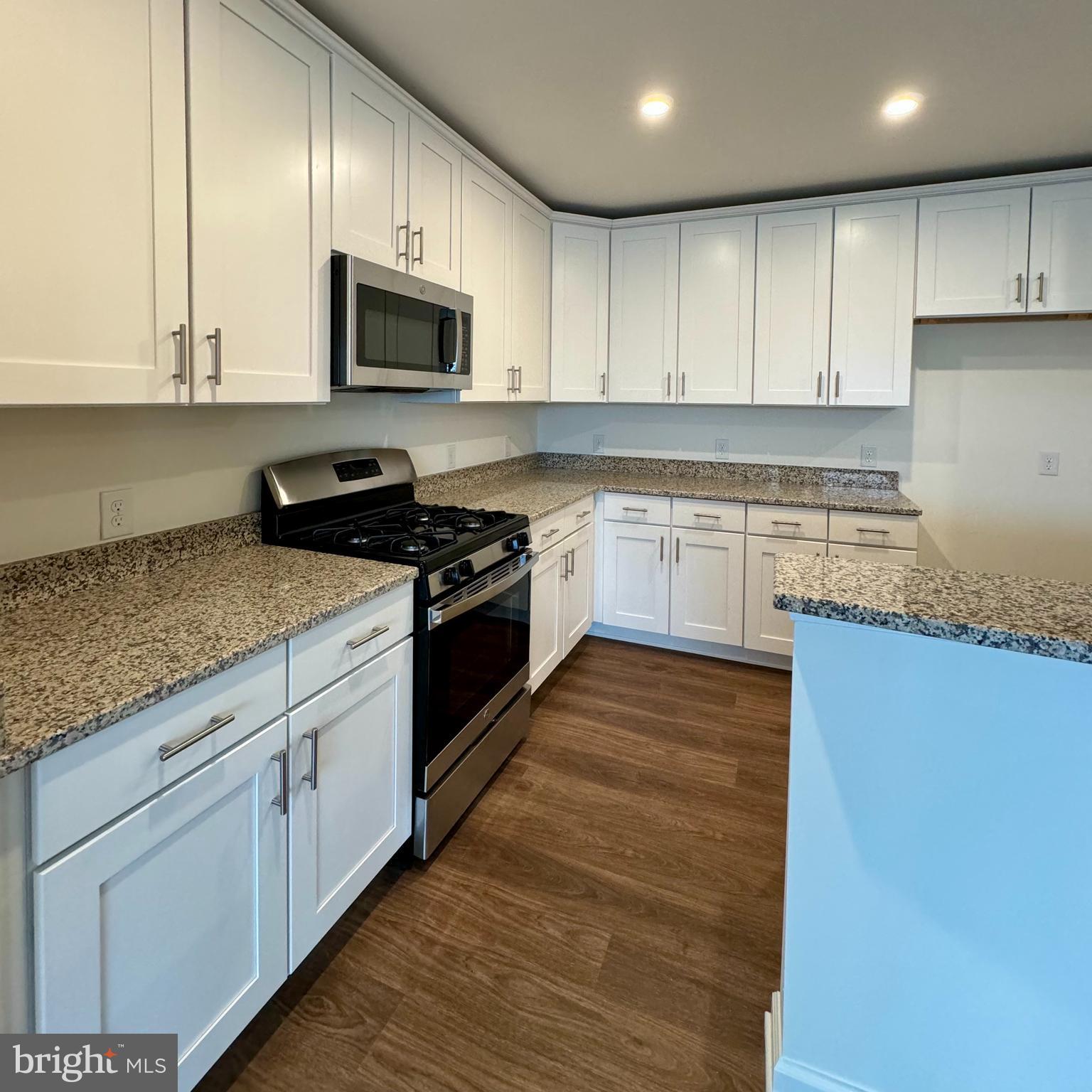 24160 PORT LANE #309