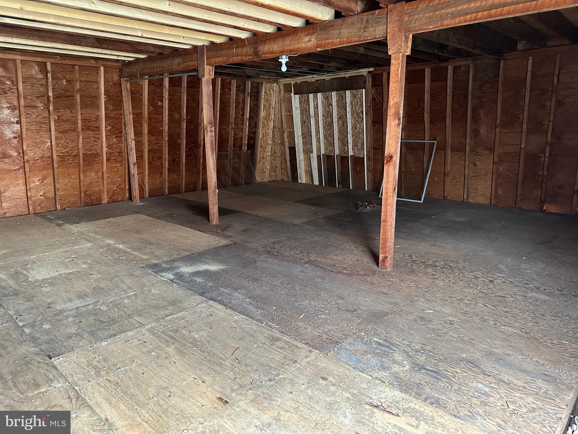 SHORE ACRES - Residential