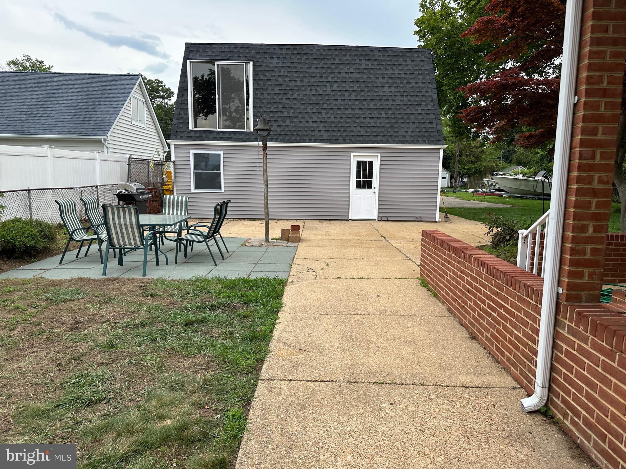 SHORE ACRES - Residential