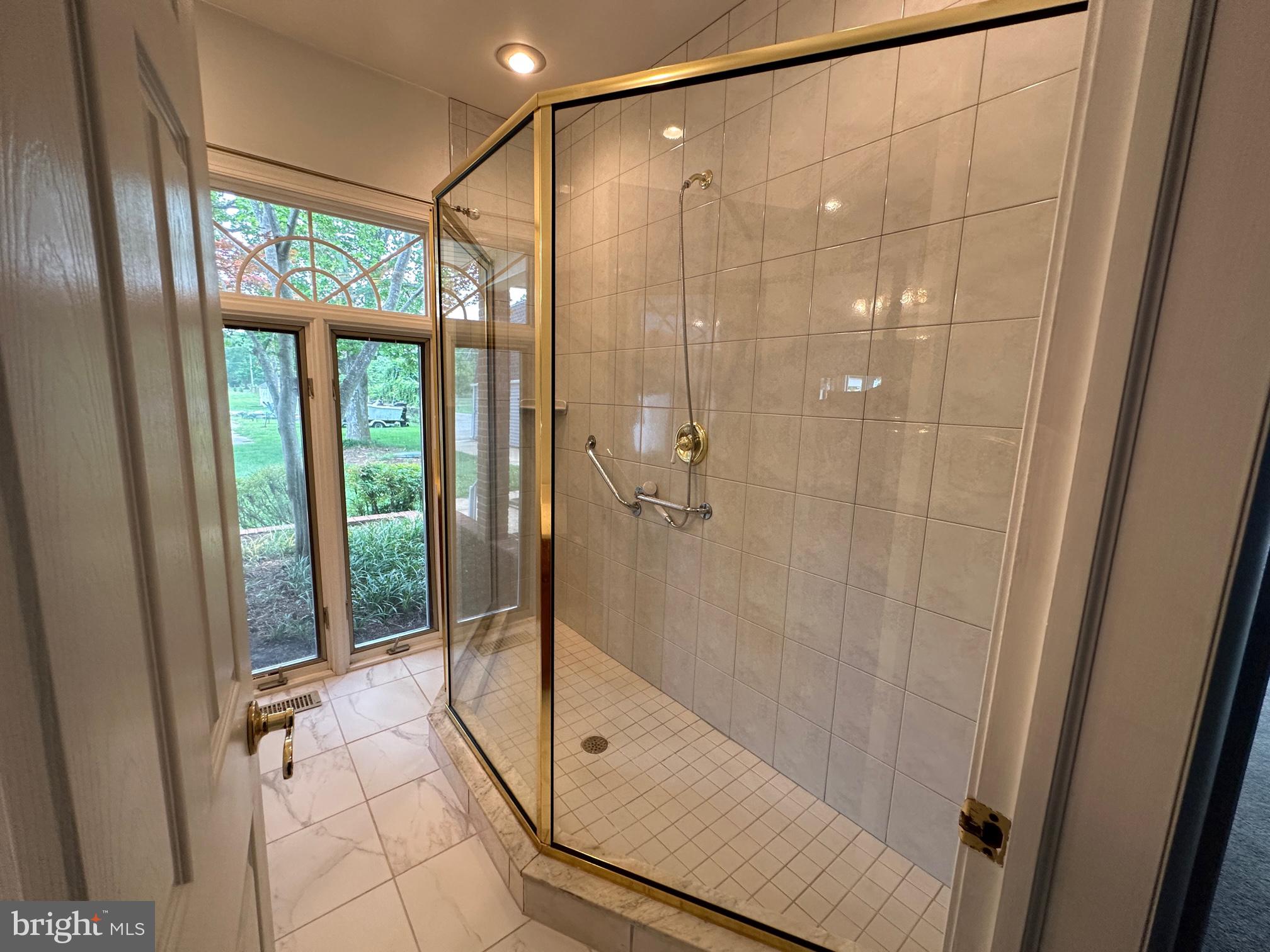 SHORE ACRES - Residential