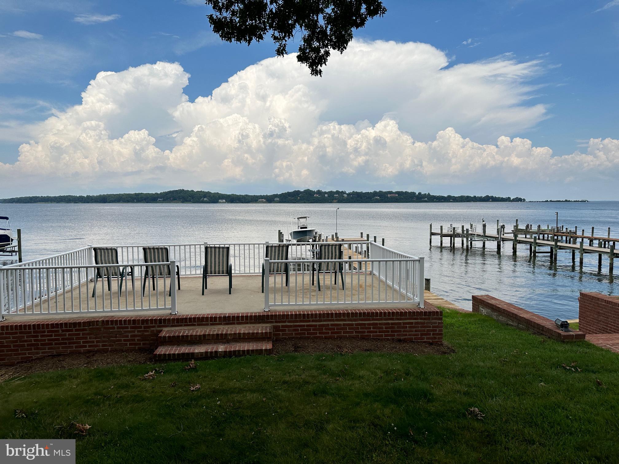 SHORE ACRES - Residential