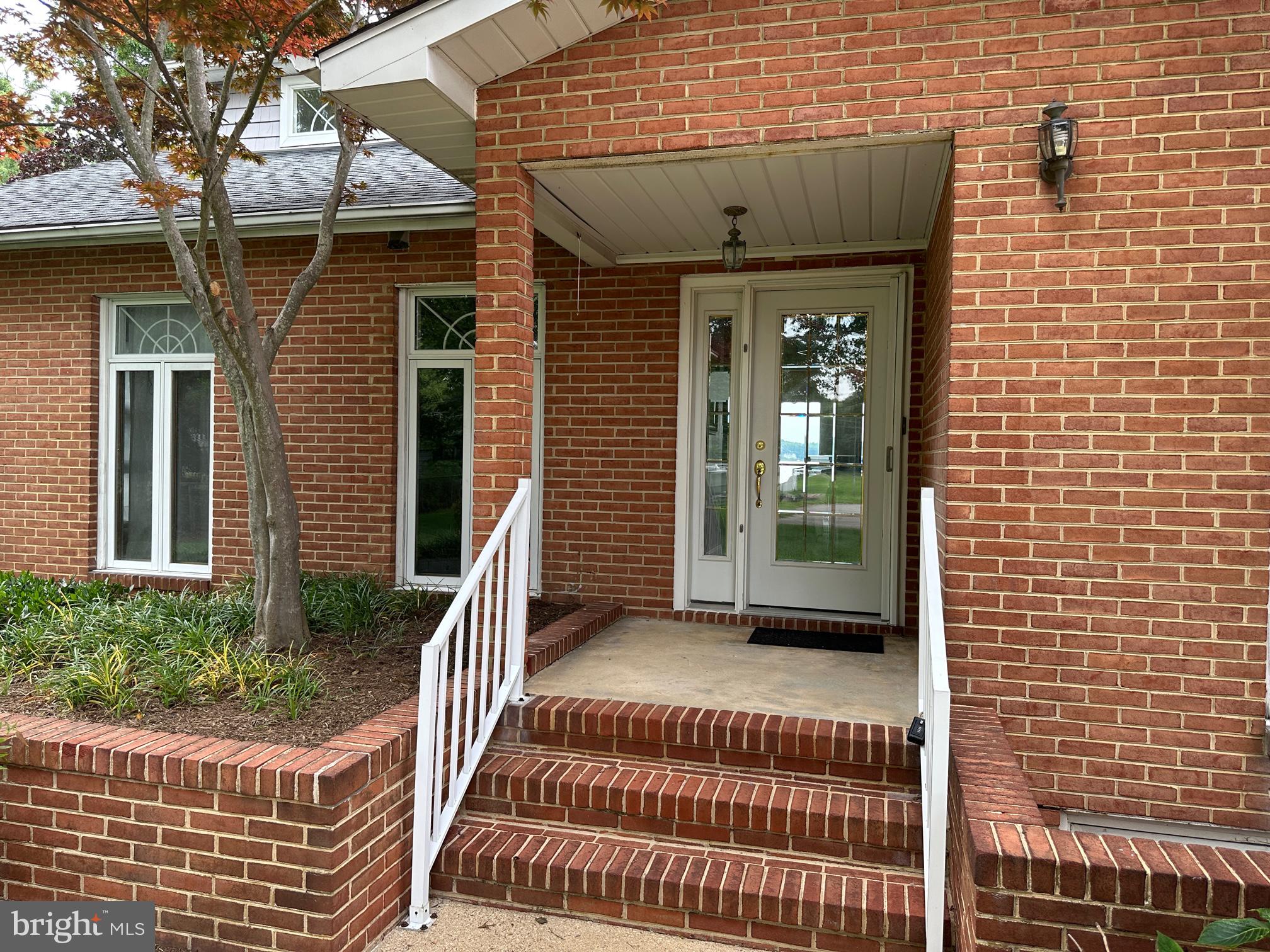 SHORE ACRES - Residential