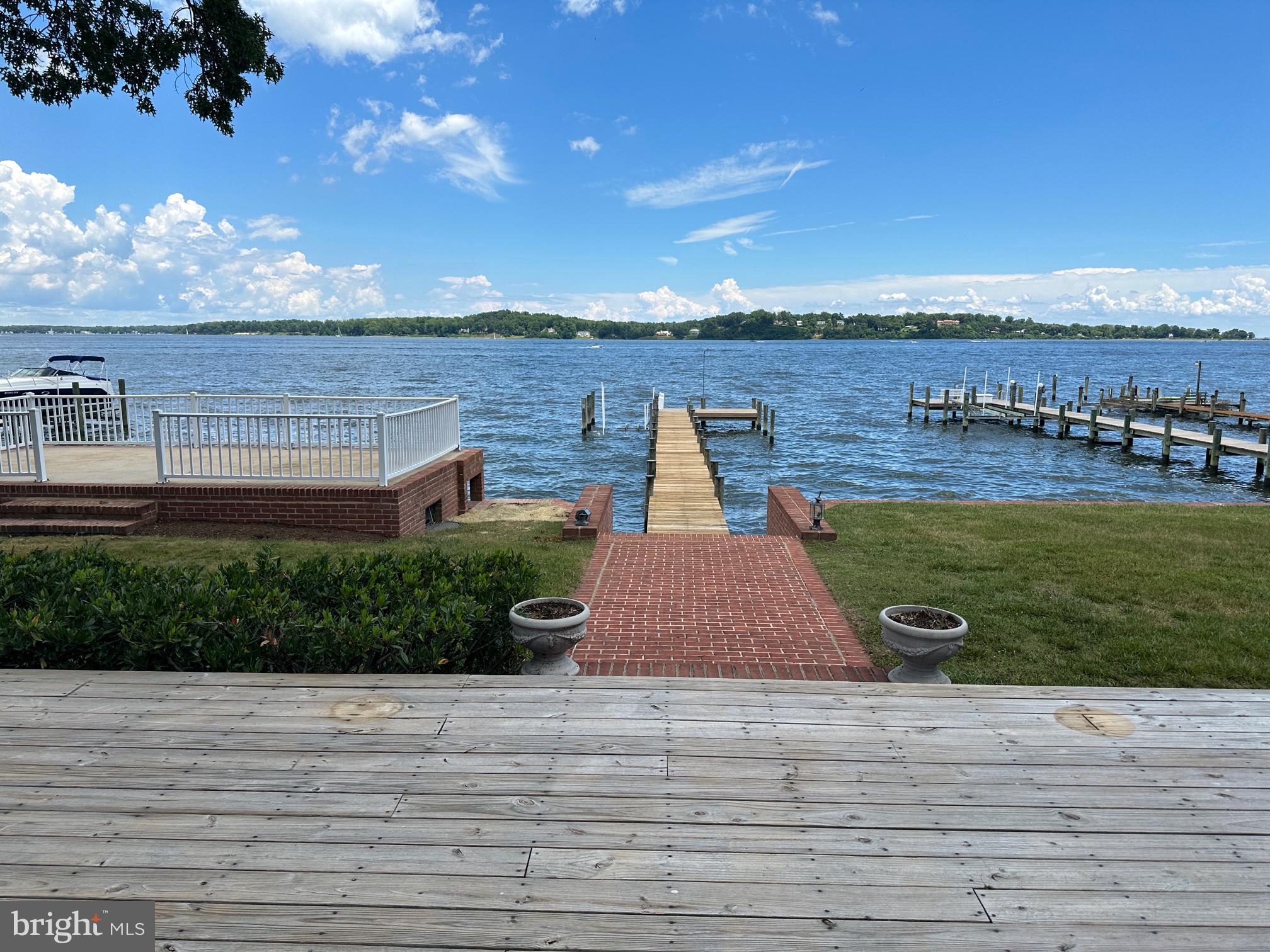 SHORE ACRES - Residential