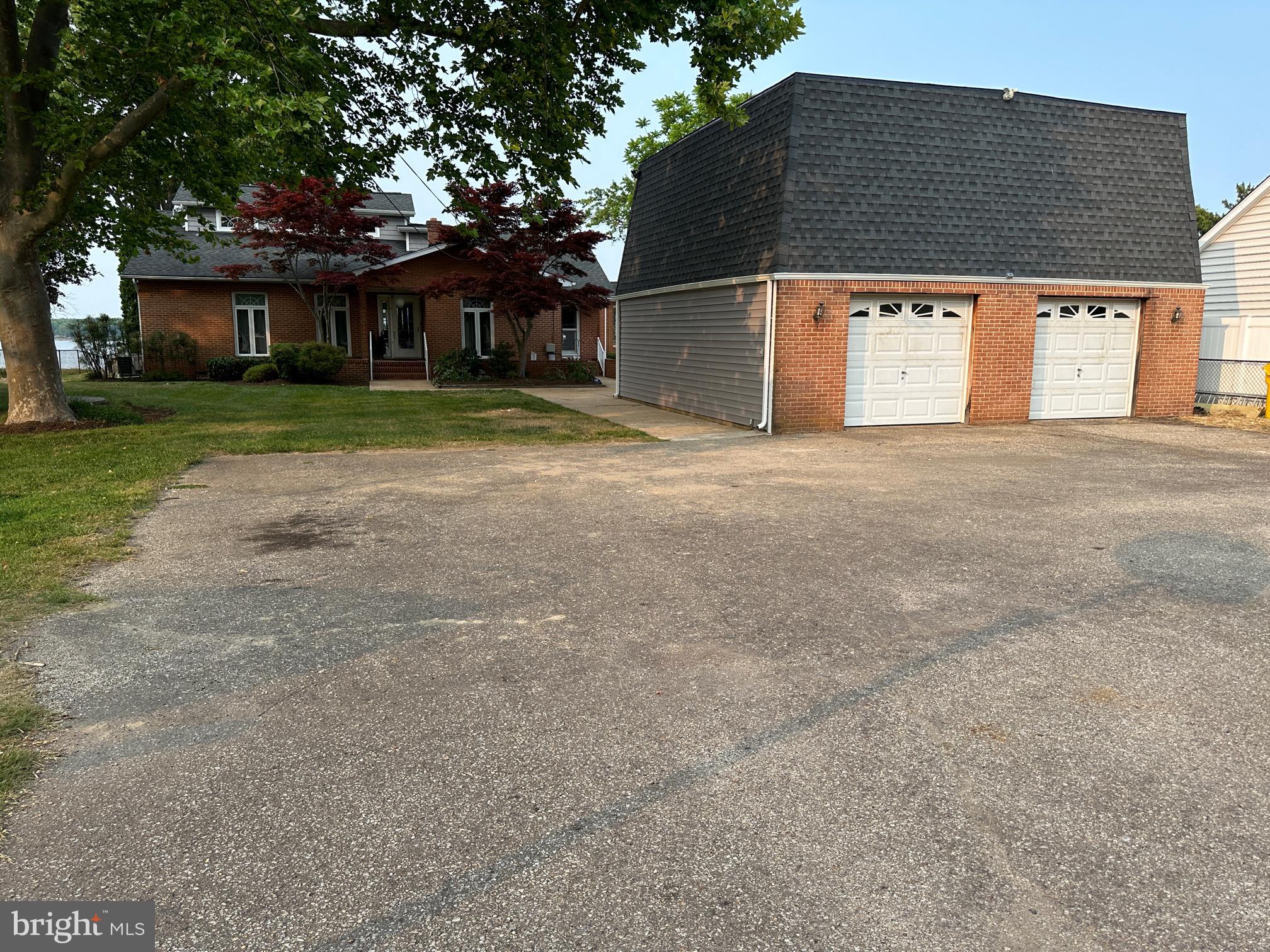 SHORE ACRES - Residential