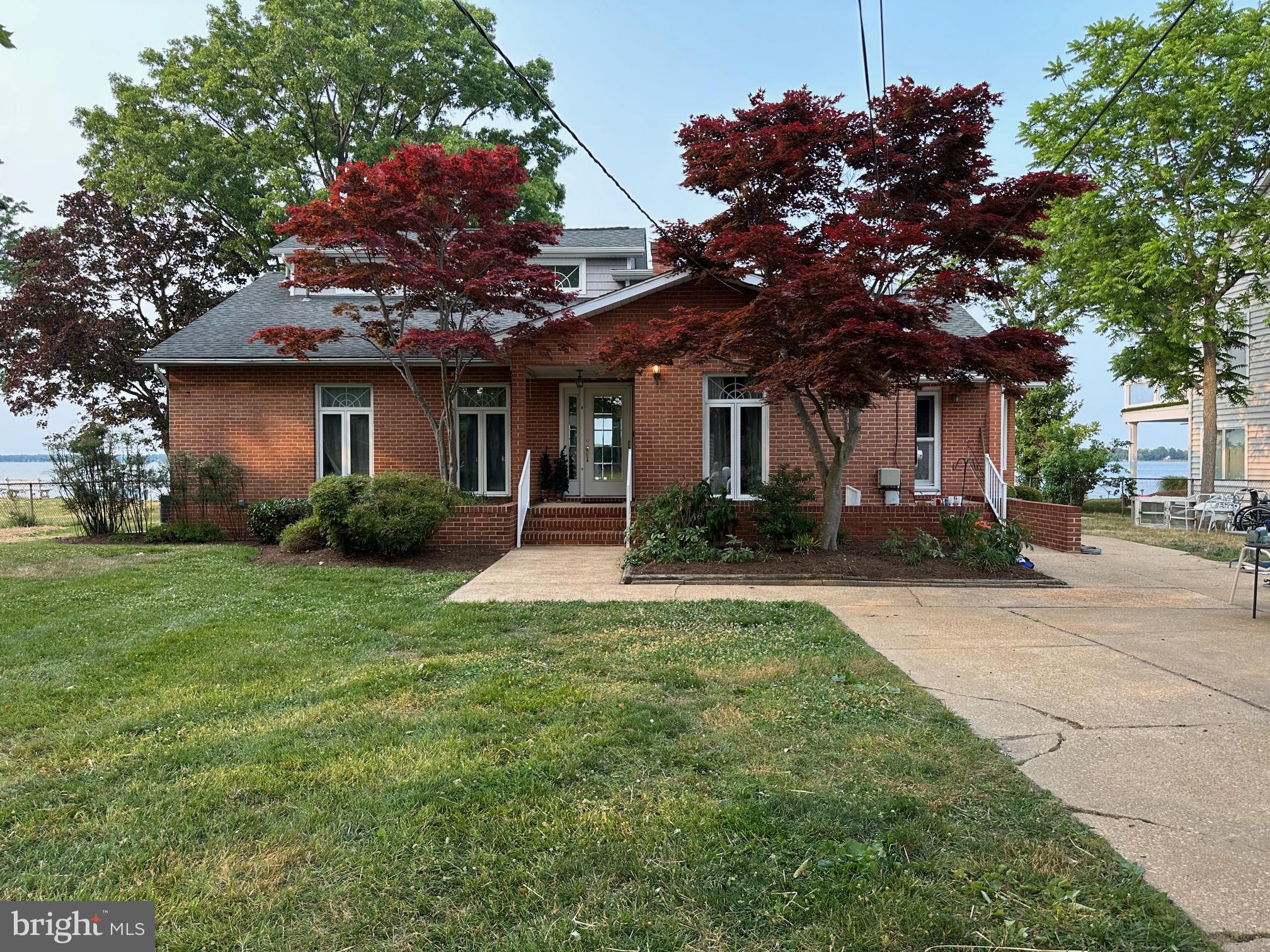 SHORE ACRES - Residential