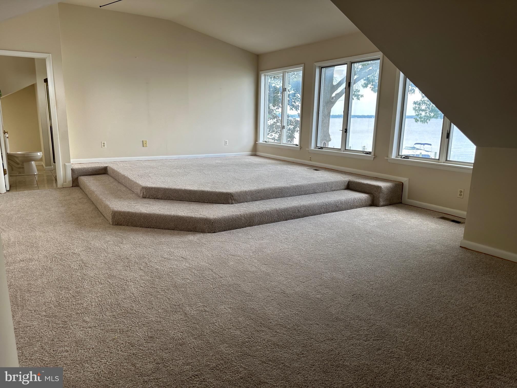 SHORE ACRES - Residential