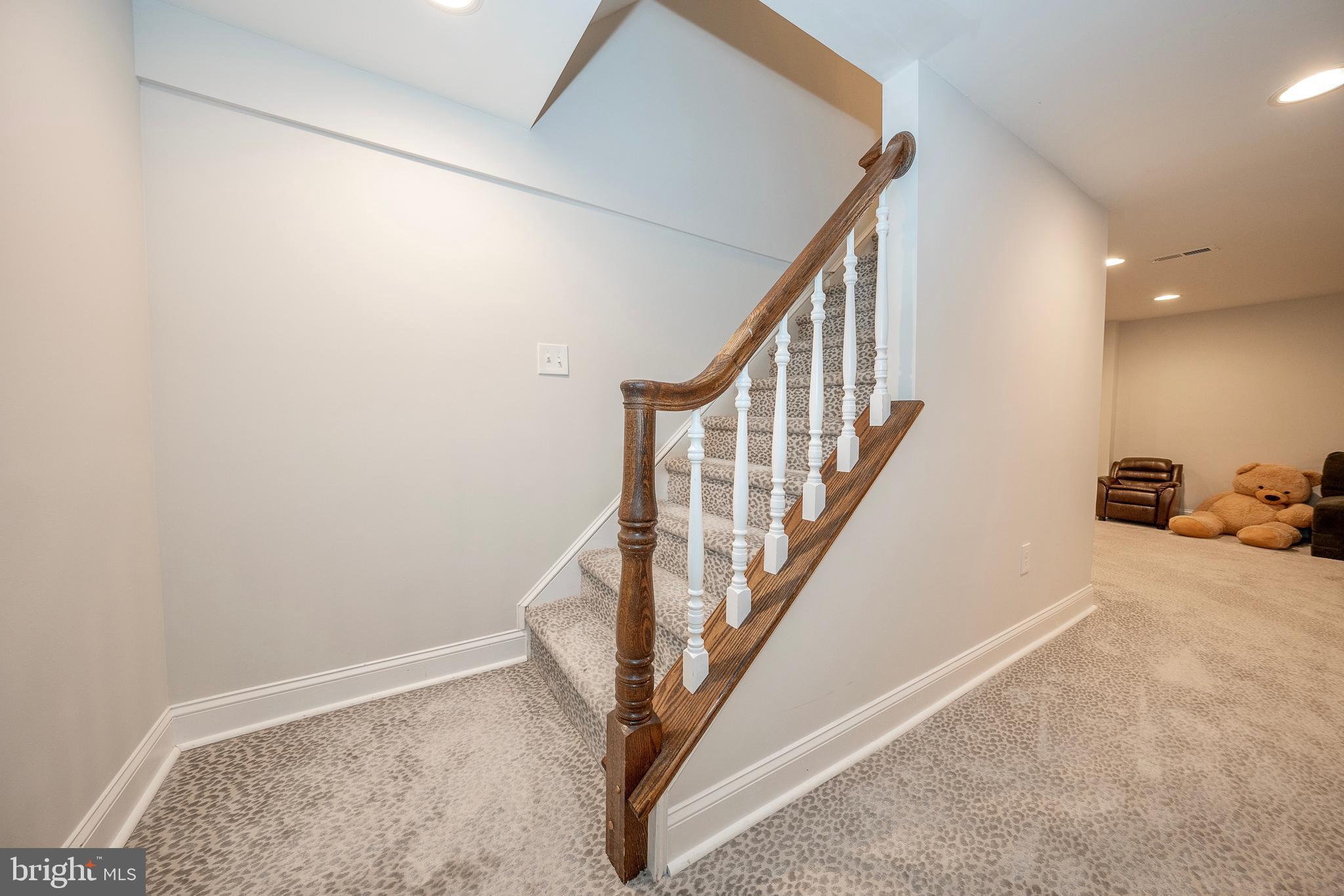 STRAFFORD VILLAGE - Residential