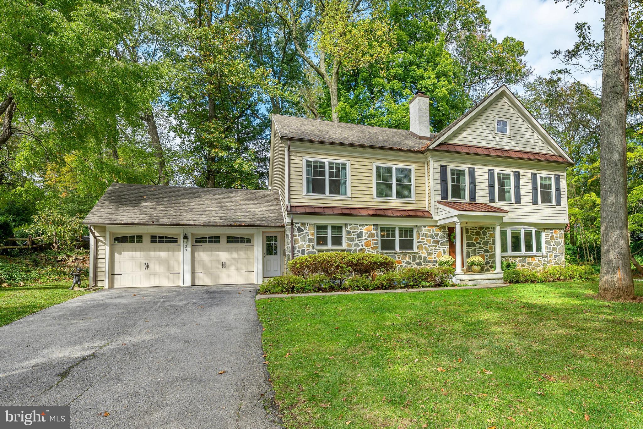 STRAFFORD VILLAGE - Residential