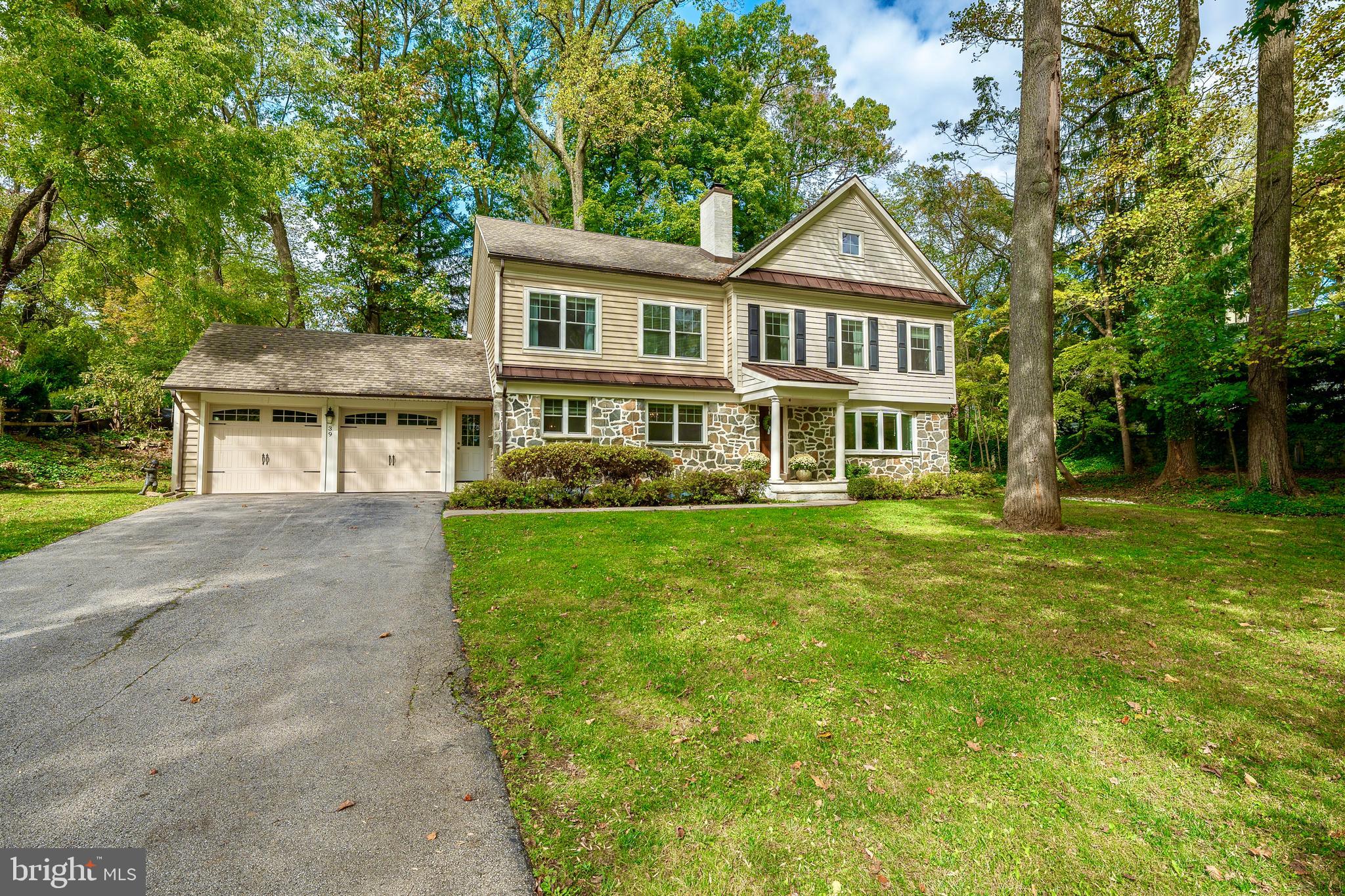 STRAFFORD VILLAGE - Residential