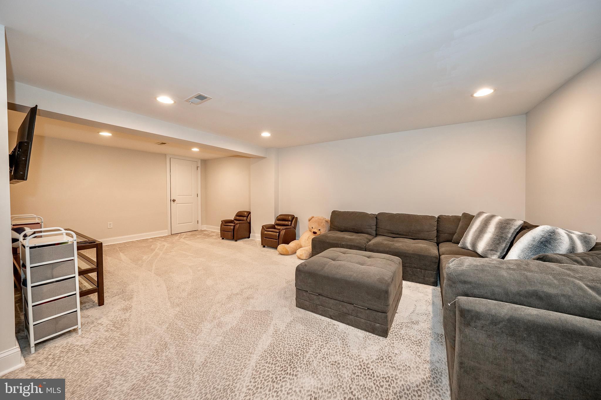 STRAFFORD VILLAGE - Residential