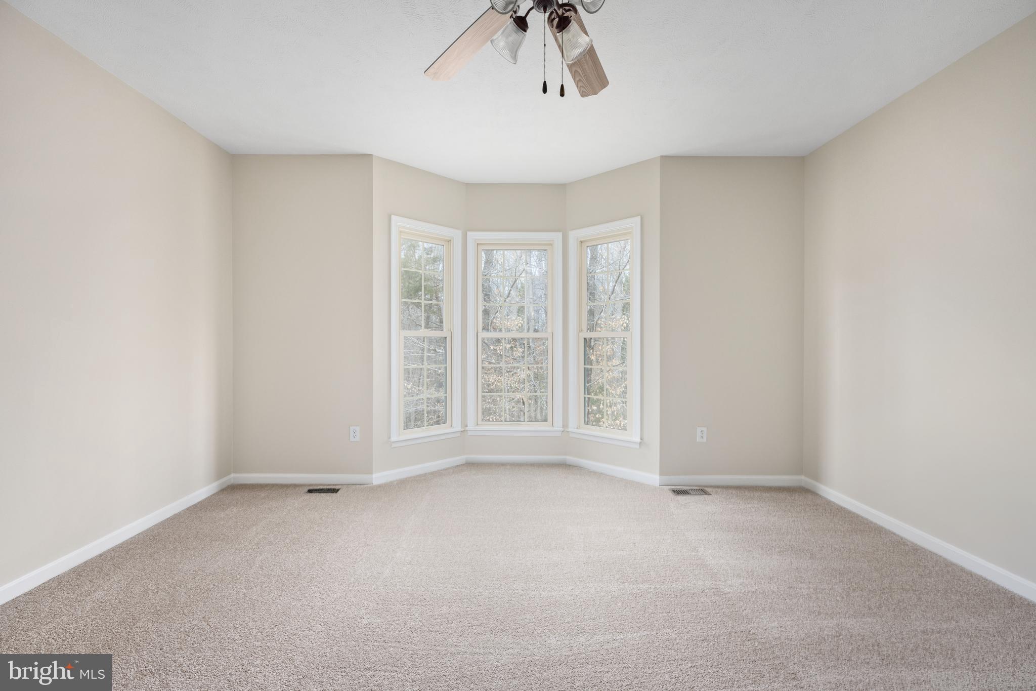 PRESIDENTIAL LAKES - Residential