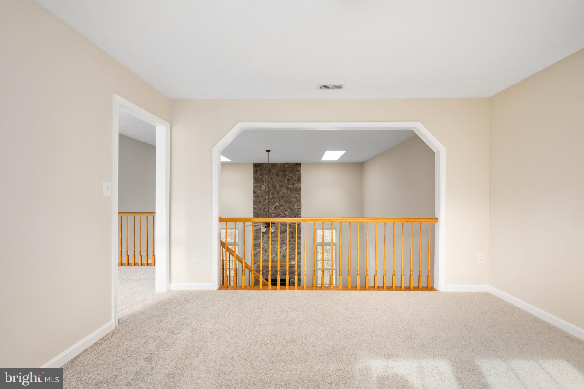 PRESIDENTIAL LAKES - Residential