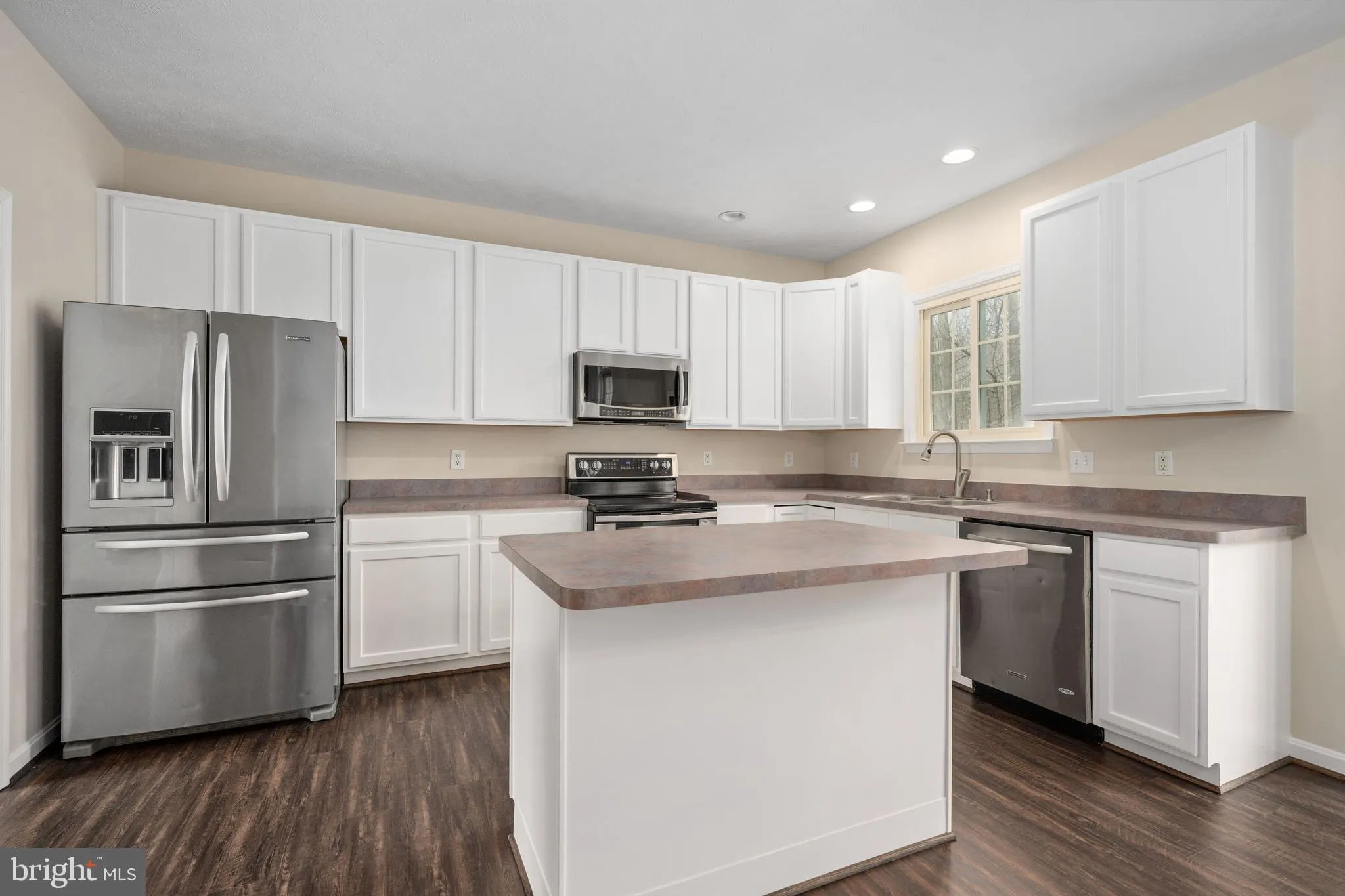 King George, Virginia 22485, United States, 3 Bedrooms Bedrooms, ,3 BathroomsBathrooms,Residential,Pending,7197