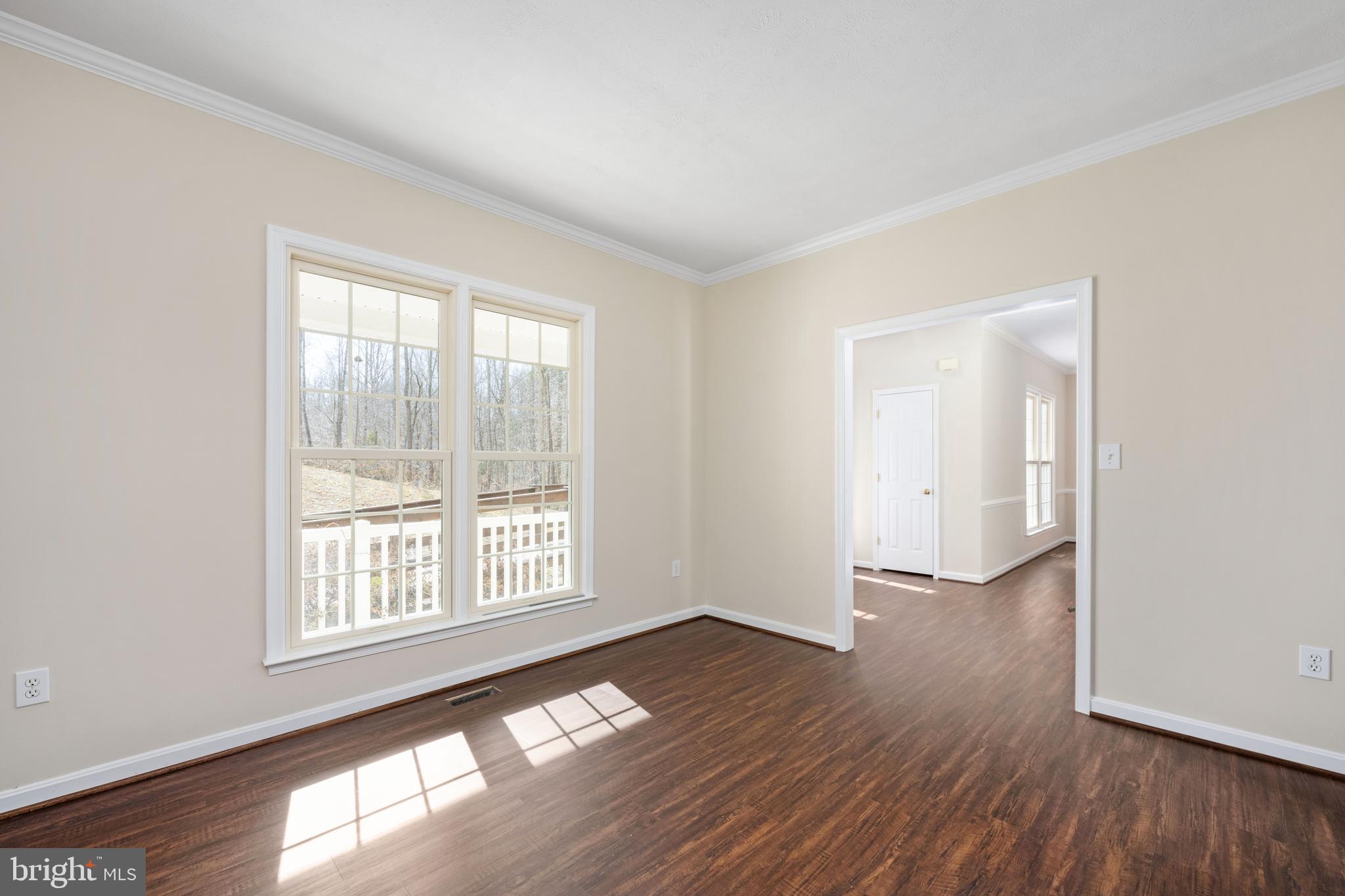 PRESIDENTIAL LAKES - Residential