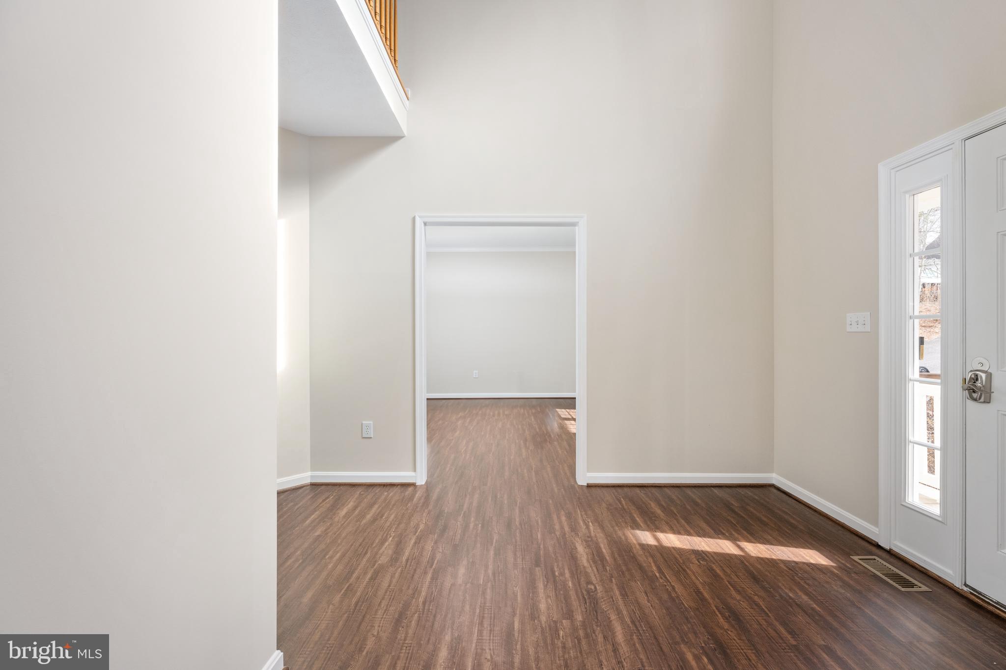 PRESIDENTIAL LAKES - Residential