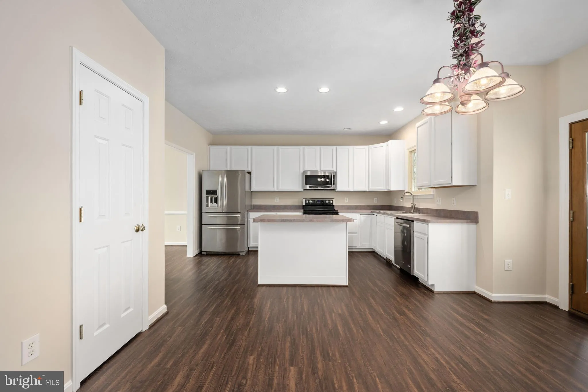 King George, Virginia 22485, United States, 3 Bedrooms Bedrooms, ,3 BathroomsBathrooms,Residential,Pending,7197