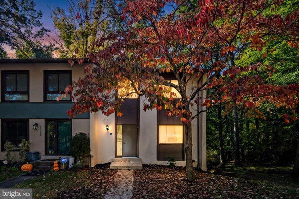 11966 BARREL COOPER CT, RESTON, VA 20191 - Image fb2ba29cf3acf9e4e2503653028cd7c6/1536259947