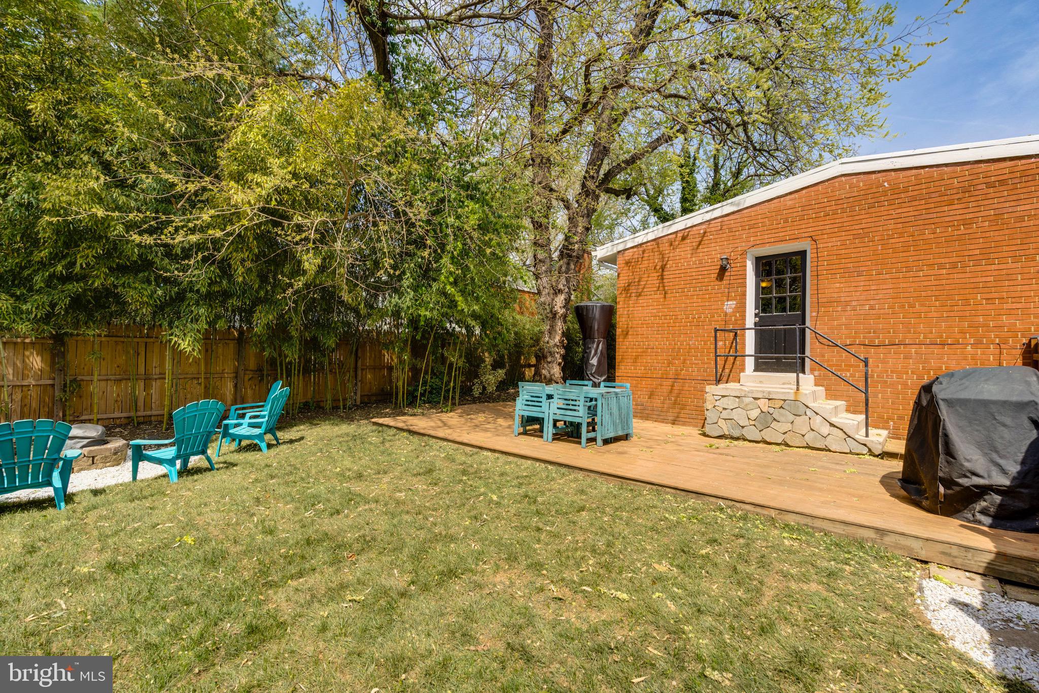 11018 GLUECK LANE