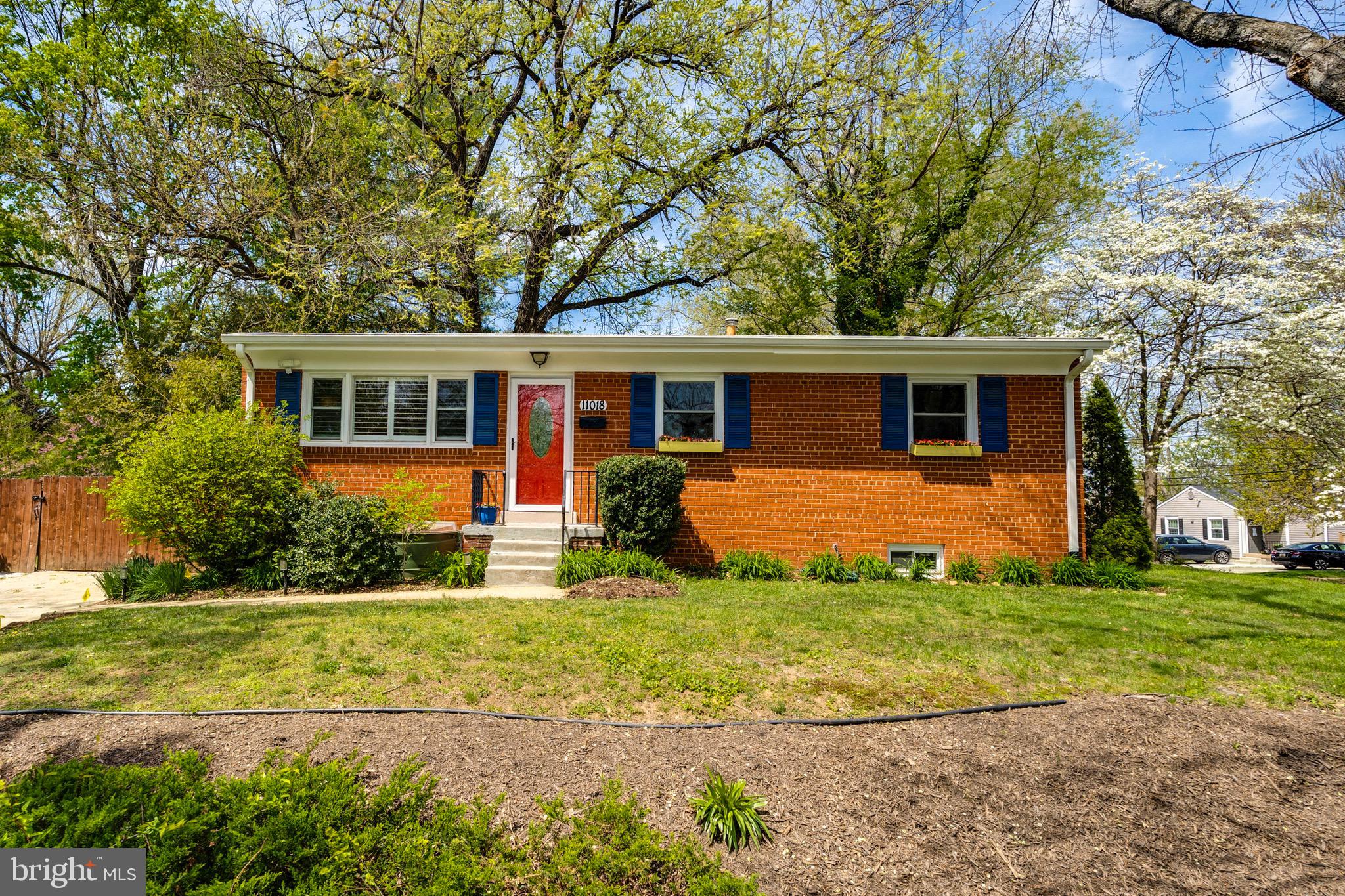 11018 GLUECK LANE