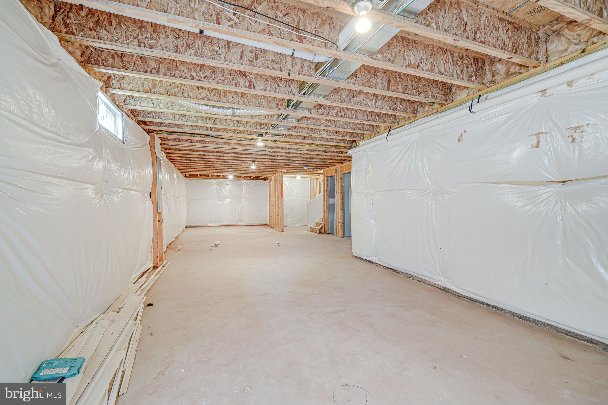 JEFFERSON SQUARE - Residential