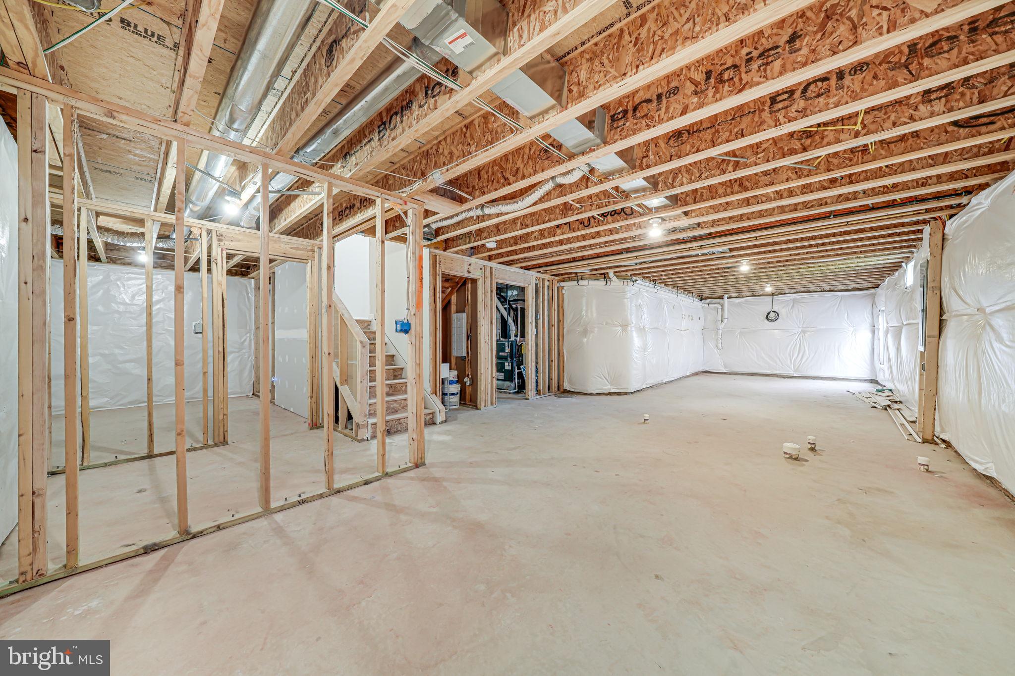 JEFFERSON SQUARE - Residential