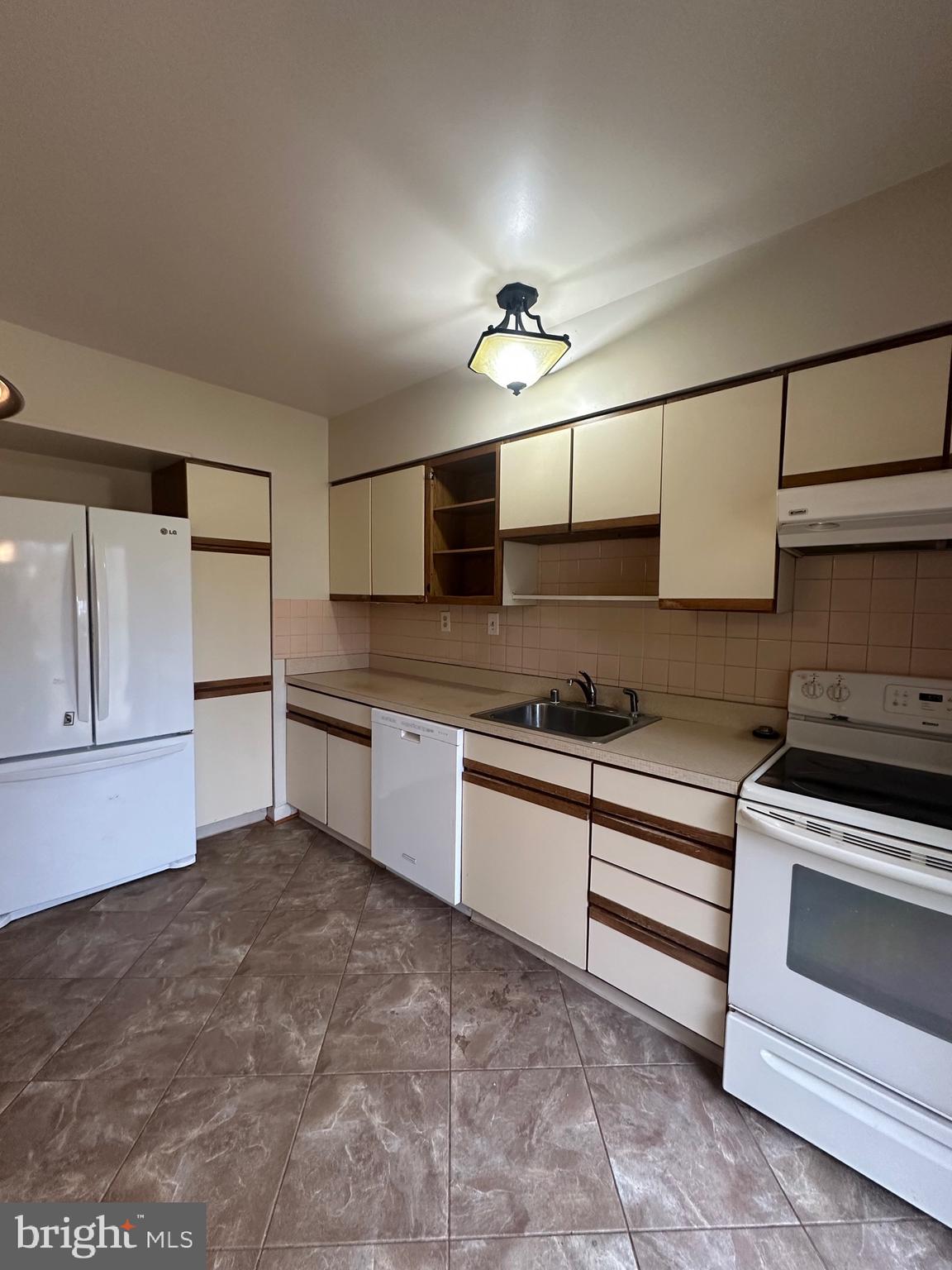 FORT WASHINGTON FOREST - Residential