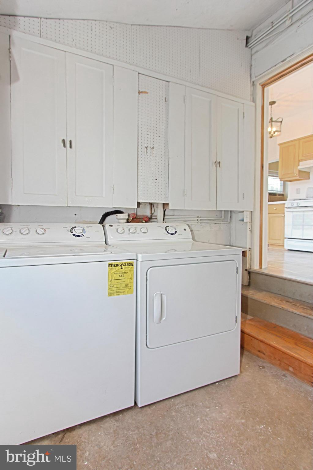 ADDISON HEIGHTS - Residential Lease