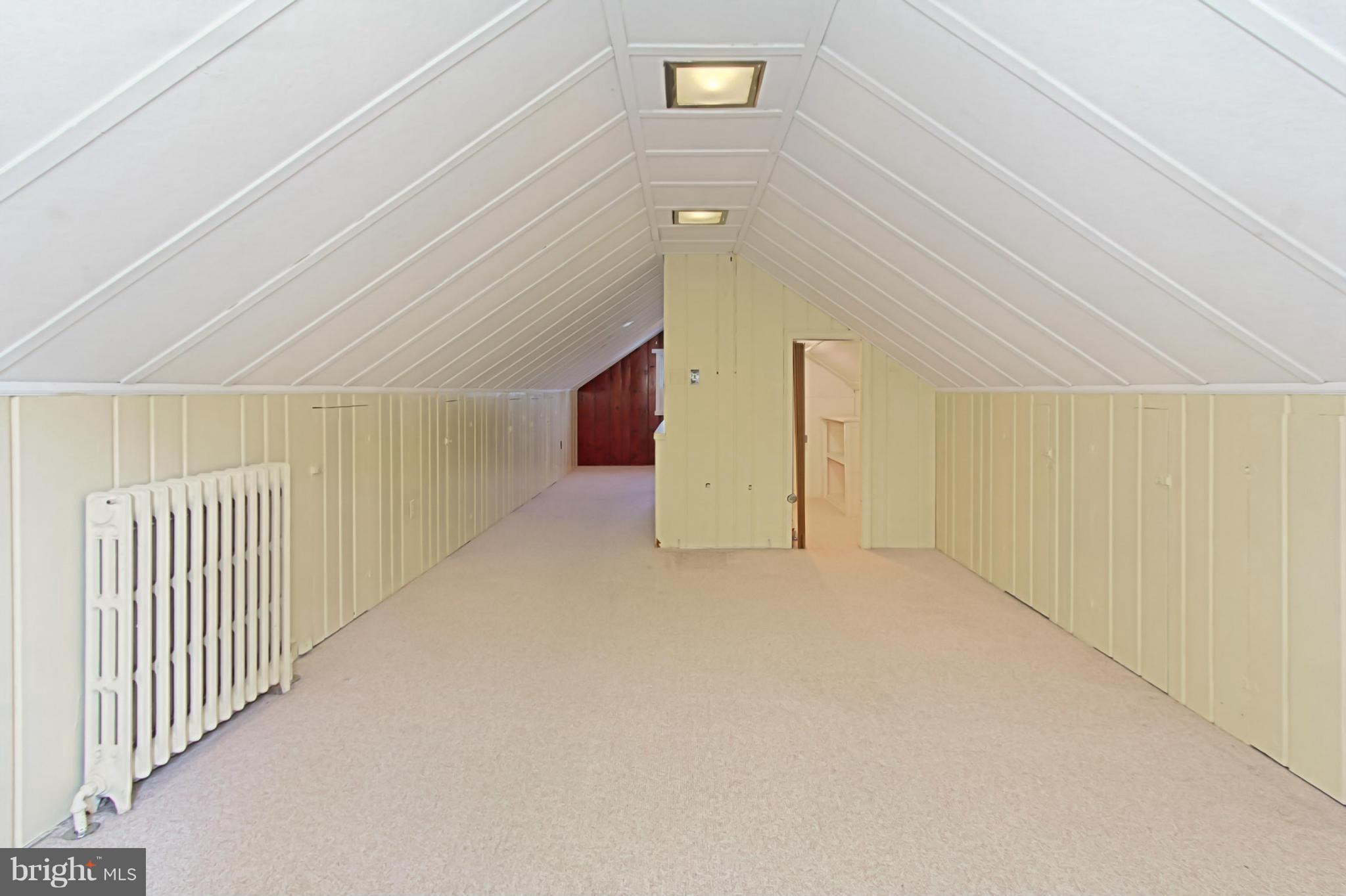 ADDISON HEIGHTS - Residential Lease