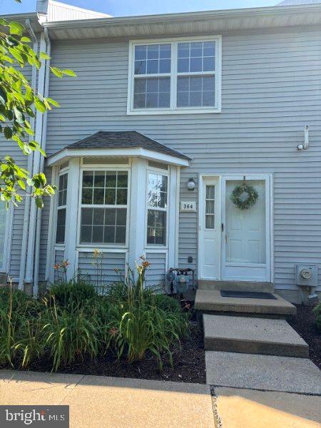 364 HUNTINGTON COURT 2