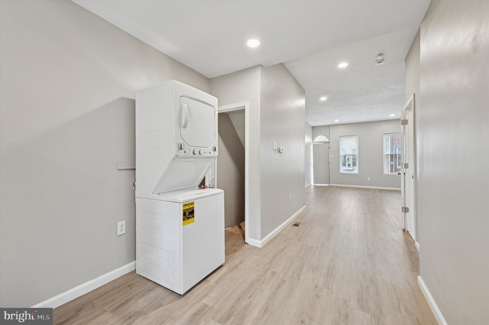 1703 N LAMBERT STREET