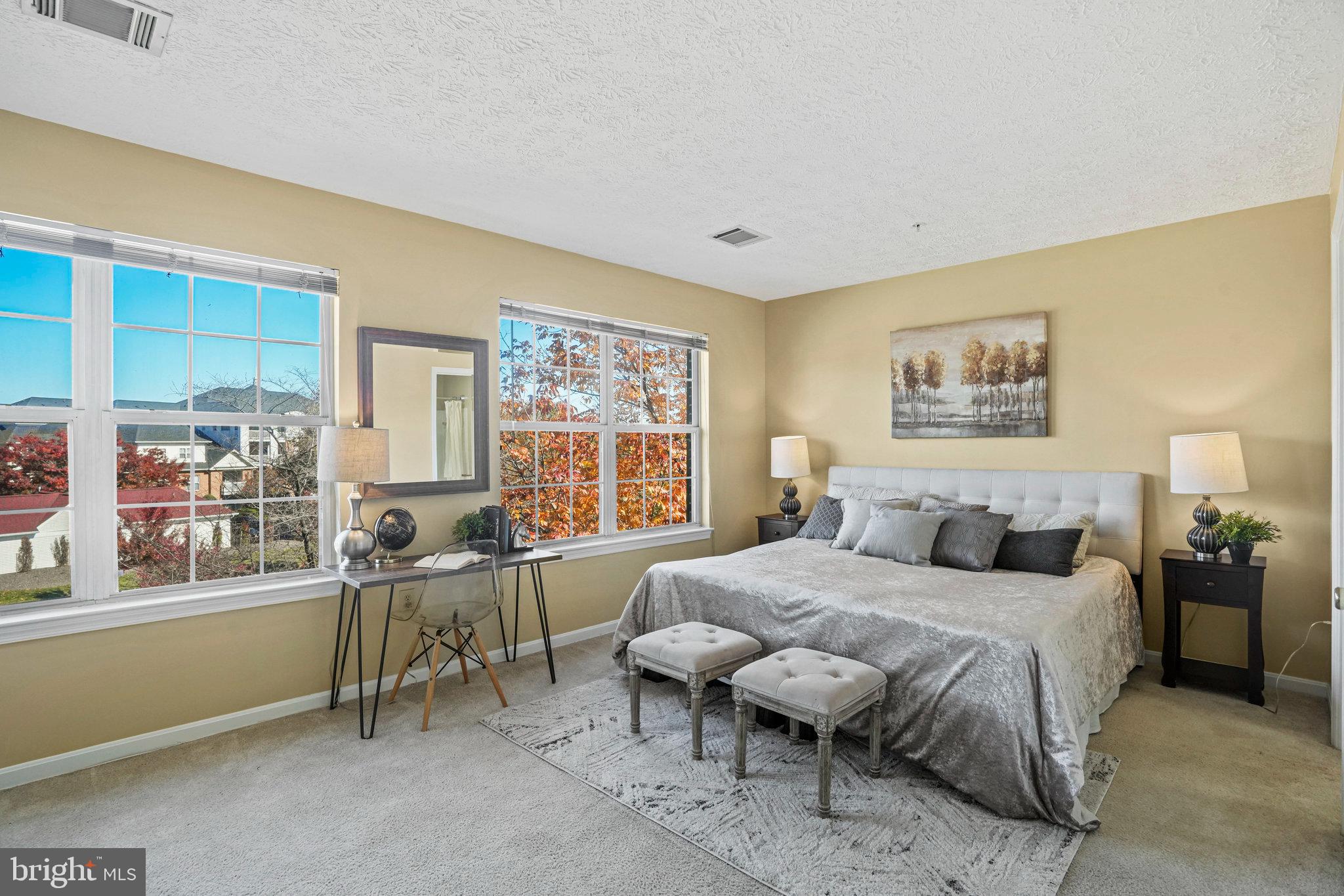 LARGO TOWN CENTER - Residential