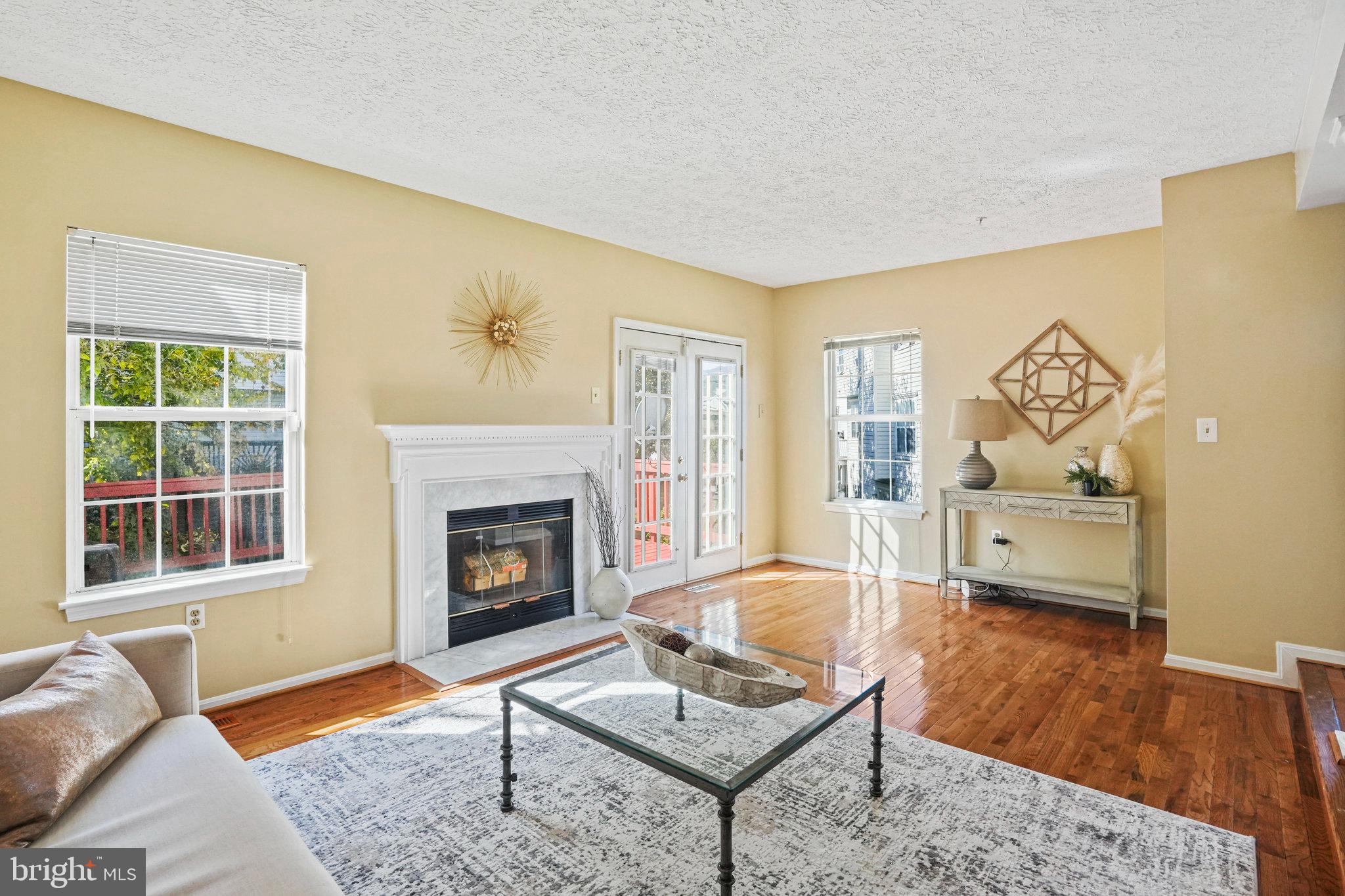 LARGO TOWN CENTER - Residential