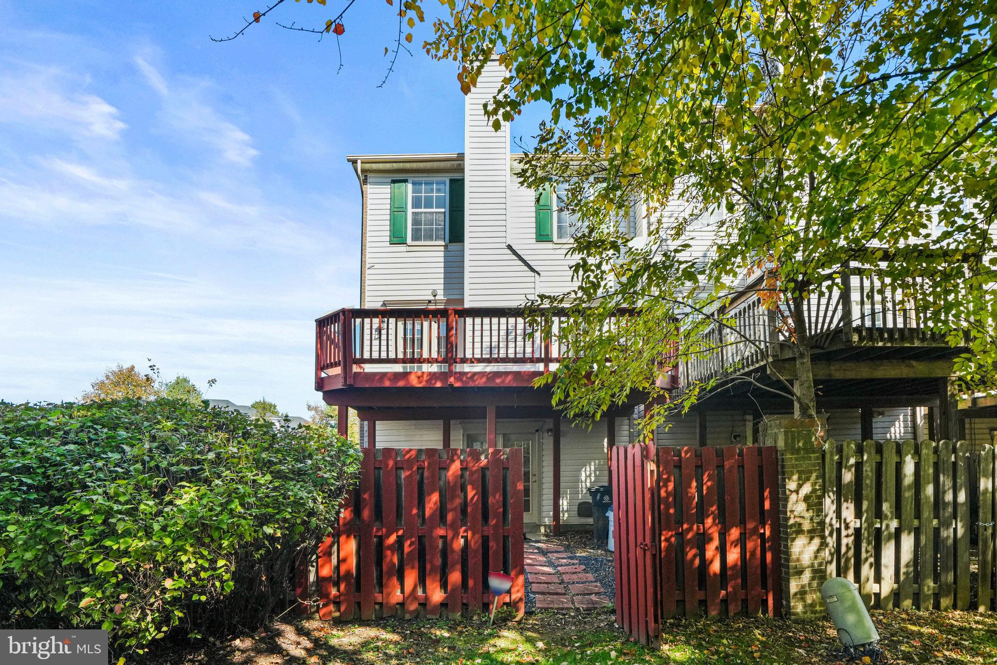 LARGO TOWN CENTER - Residential