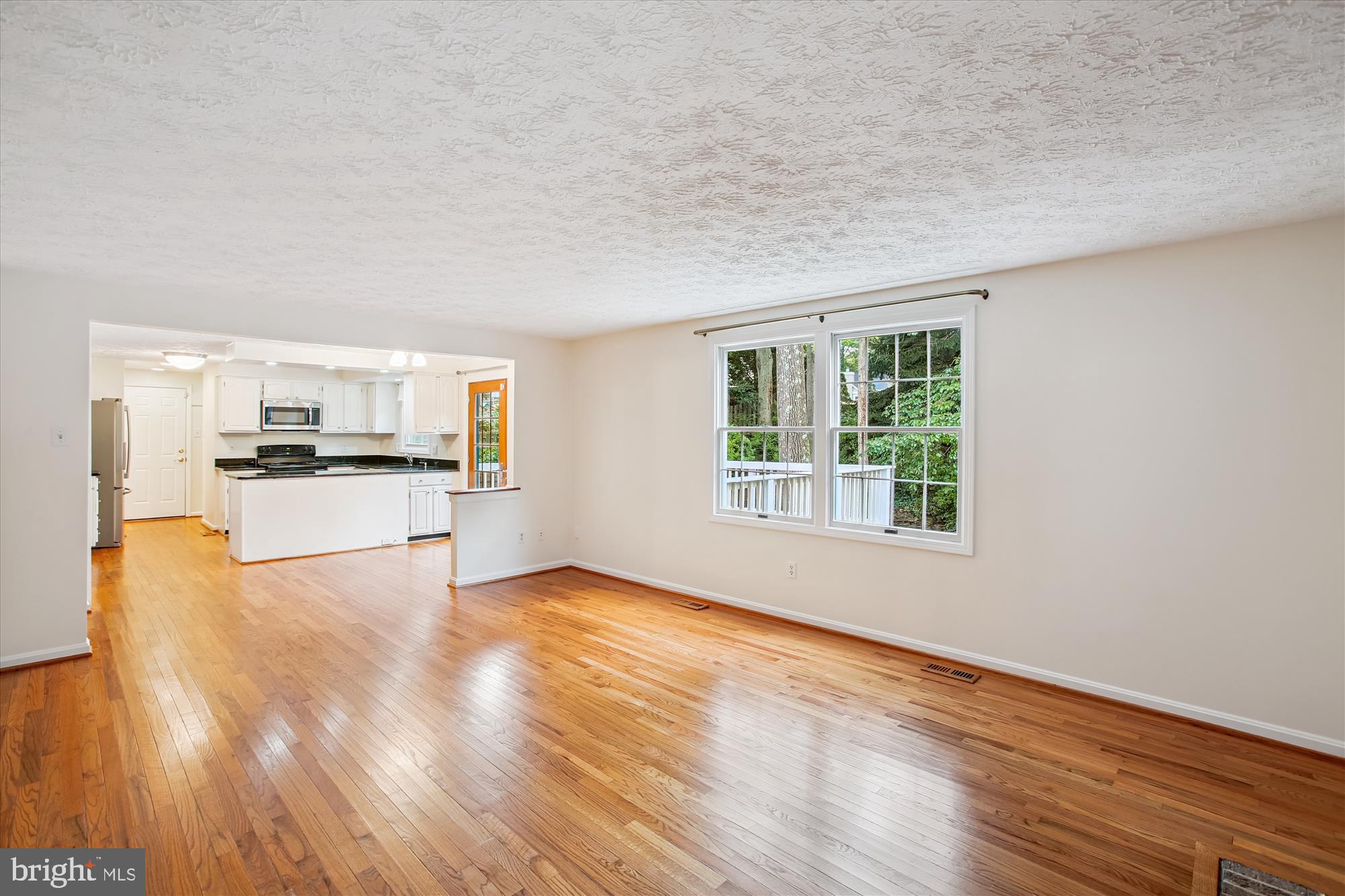 FAIRFAX CLUB ESTATES - Residential Lease