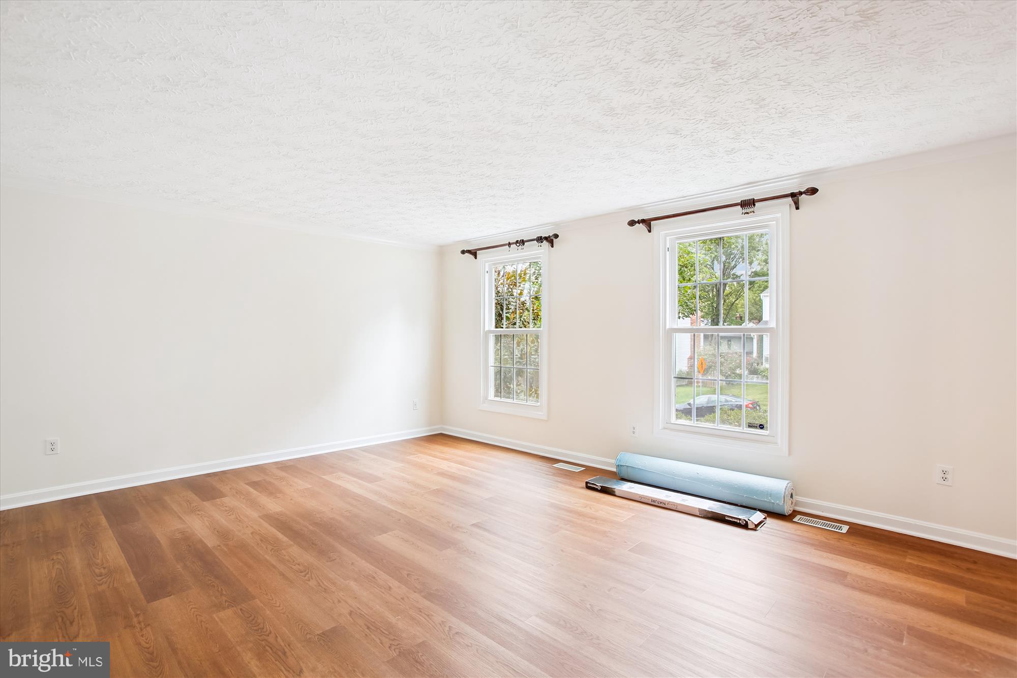 FAIRFAX CLUB ESTATES - Residential Lease