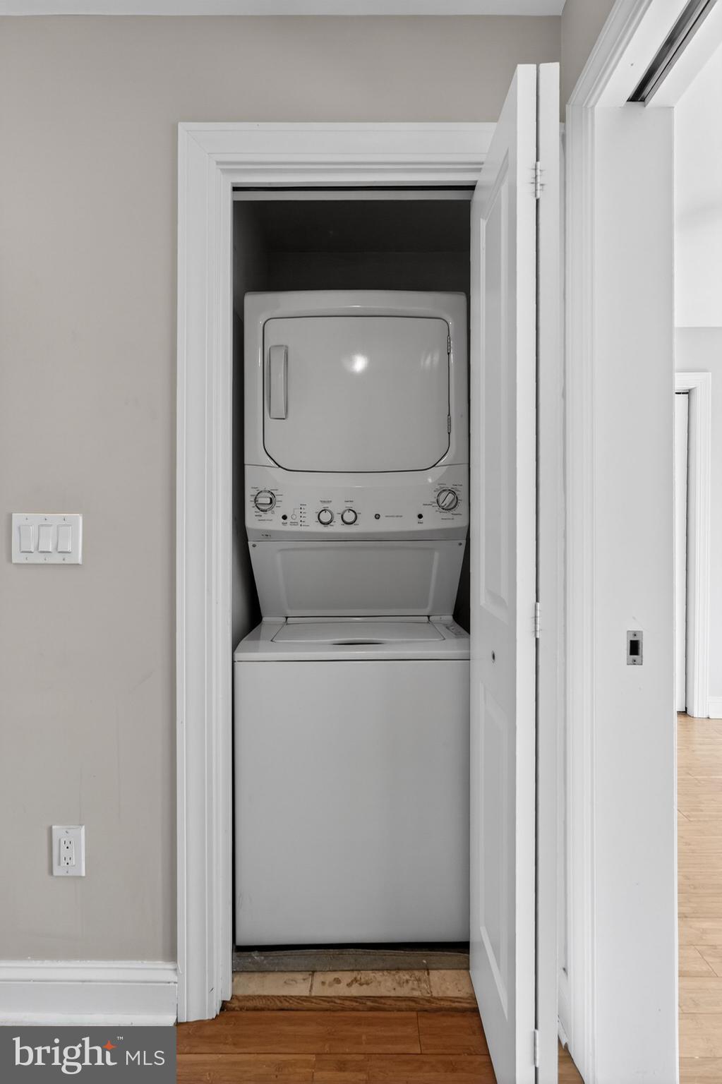 ROXBOROUGH - Residential