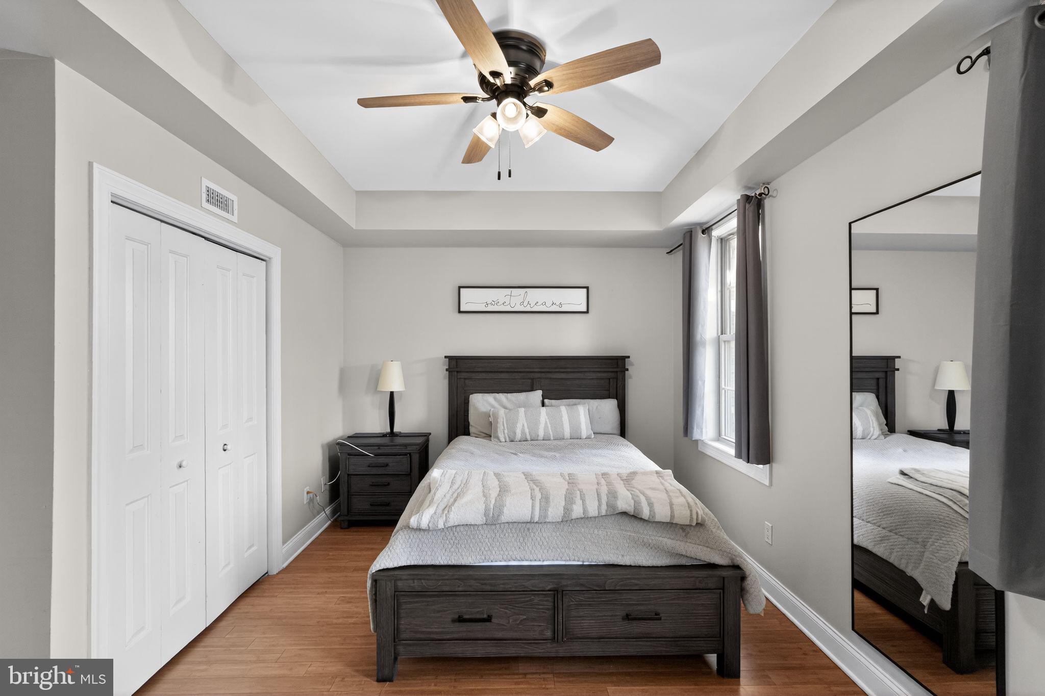 ROXBOROUGH - Residential