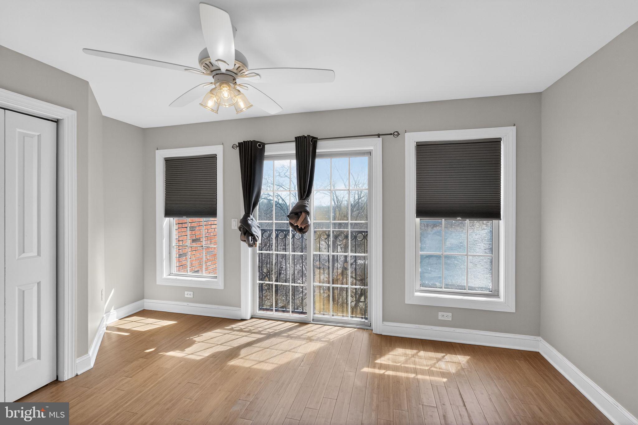 ROXBOROUGH - Residential