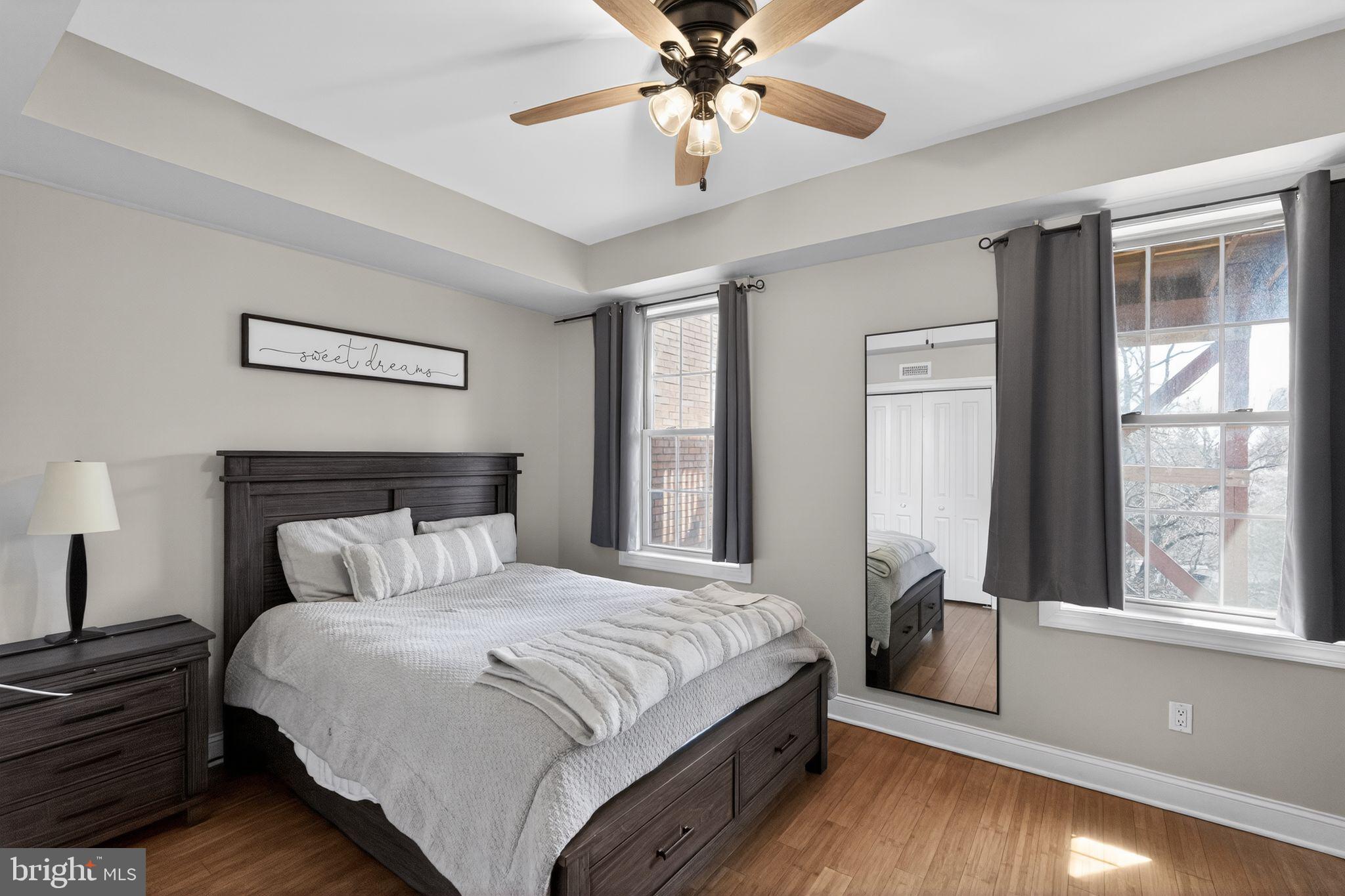 ROXBOROUGH - Residential