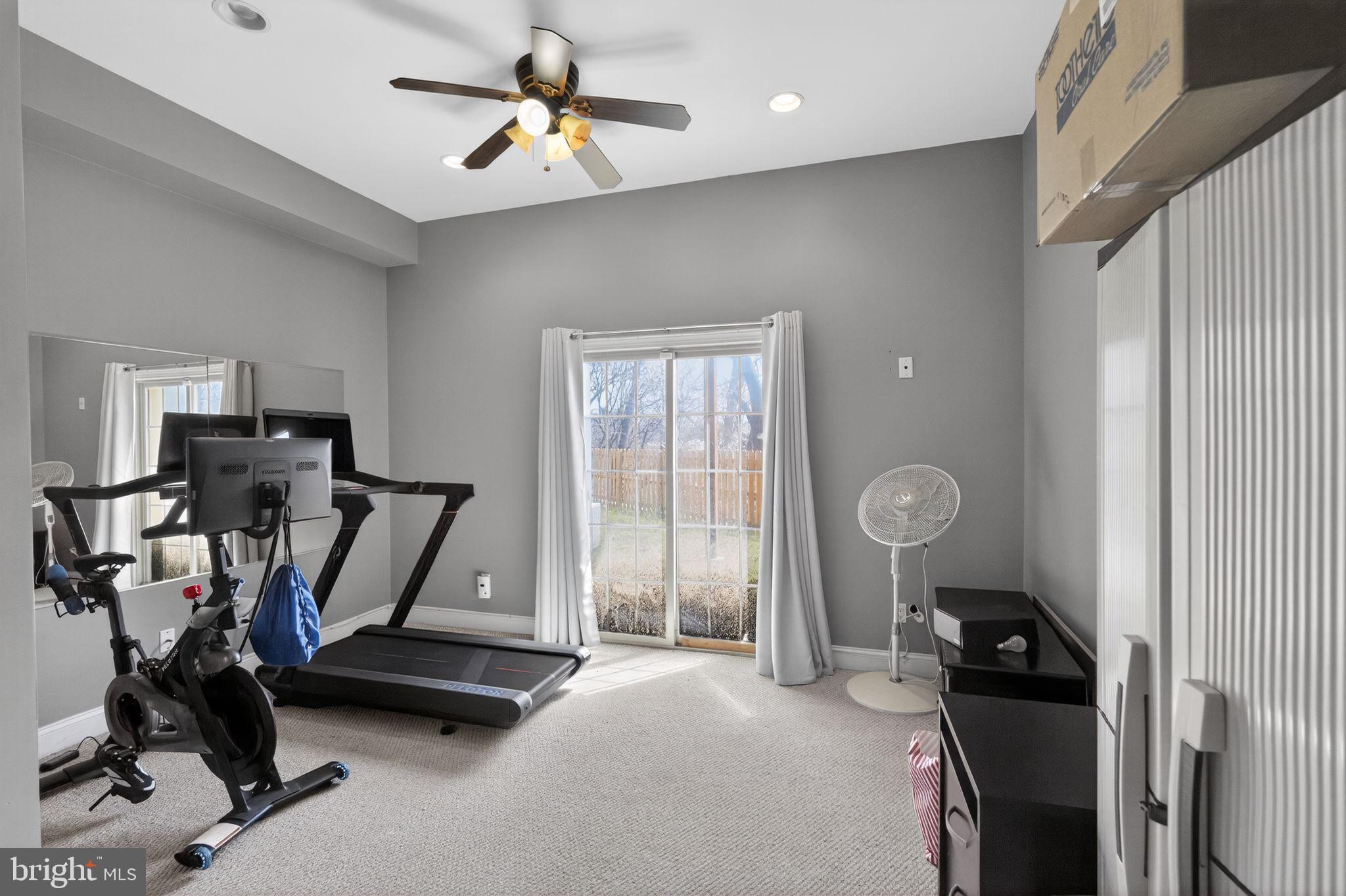 ROXBOROUGH - Residential