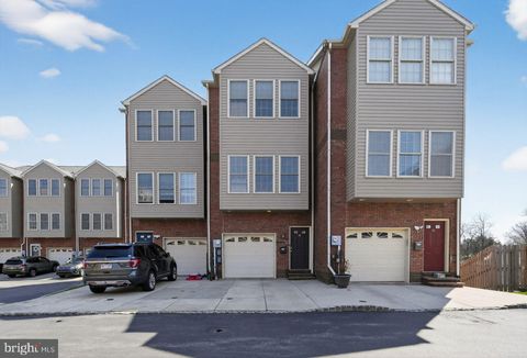 635 DUPONT STREET N PHILADELPHIA PA 19128